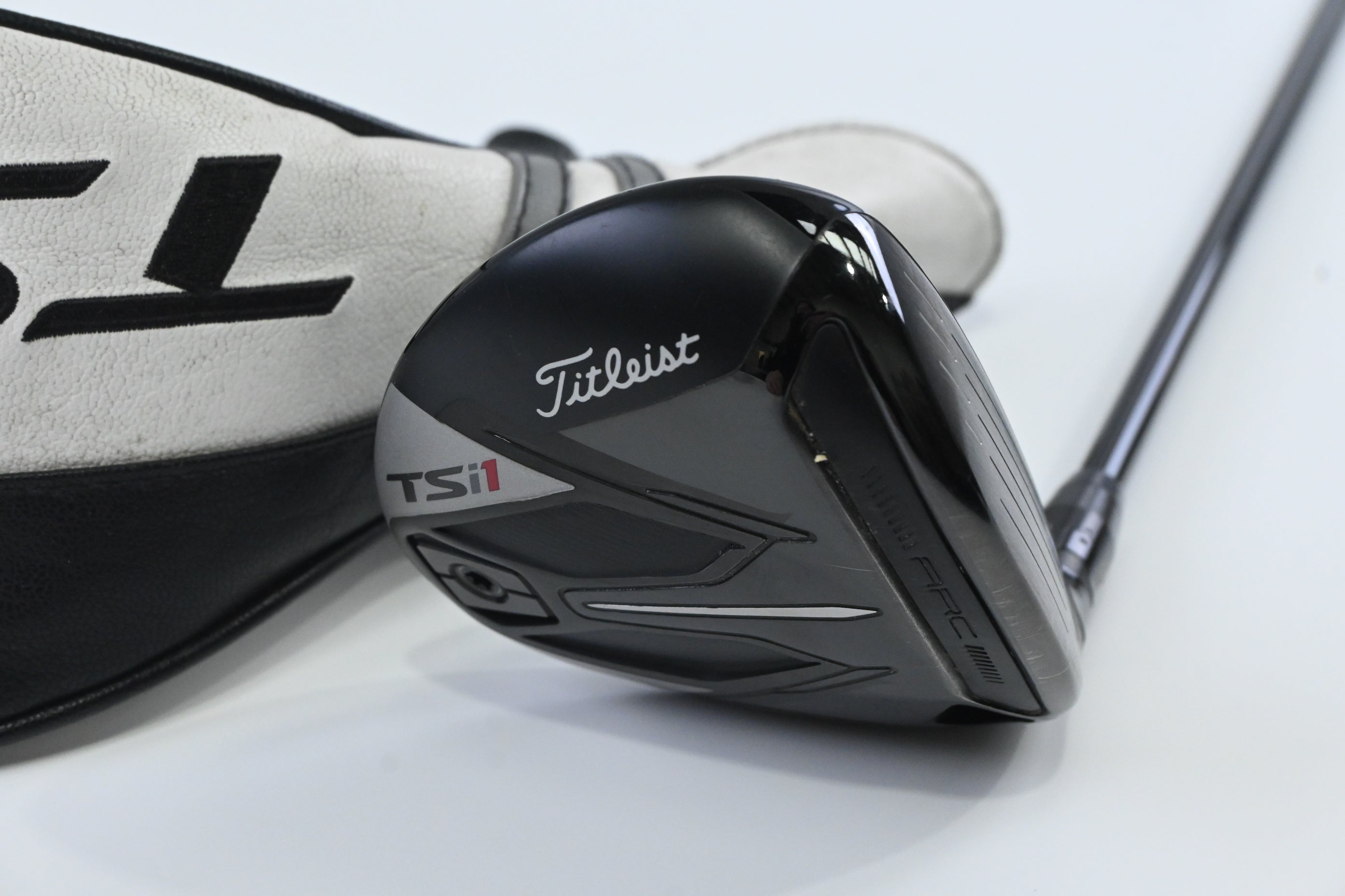 Titleist TSi1 #3 Wood / 15 Degree / Regular Flex Tensei AV Raw Blue 55 Shaft