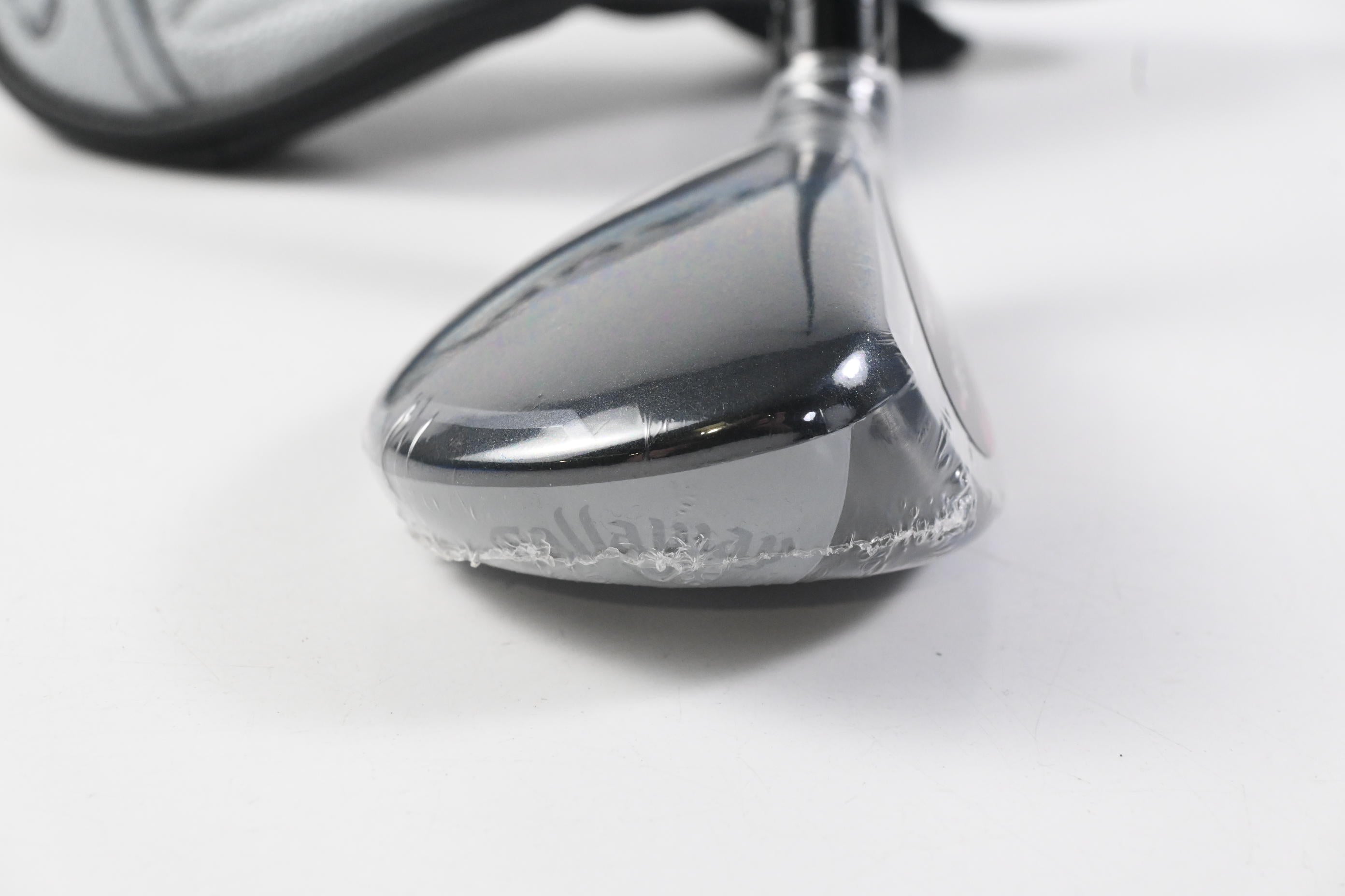 Callaway Quantum Max OS #6 Hybrid / 26 Degree / Senior Flex Vanquish 5 Shaft