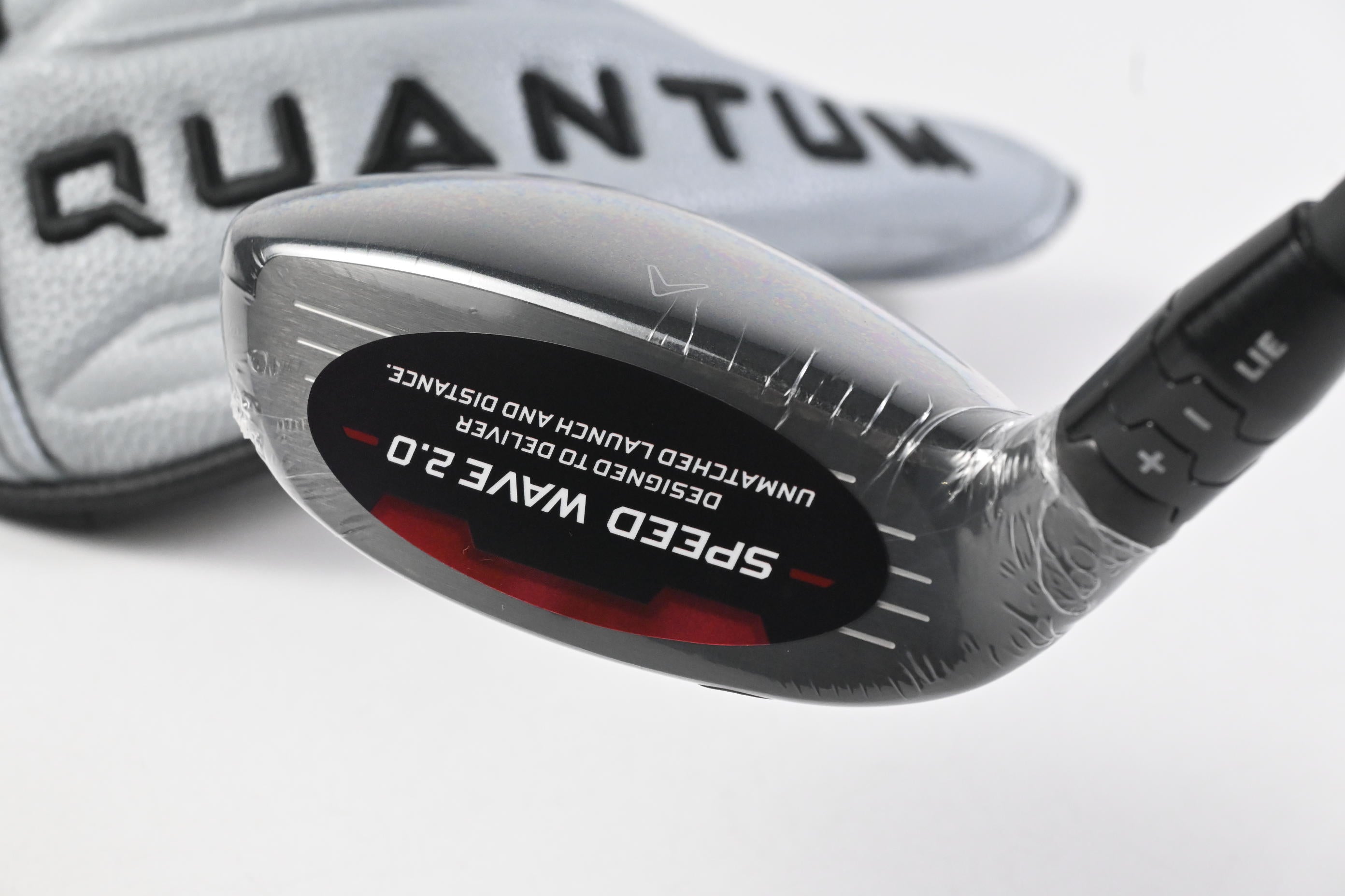 Callaway Quantum Max OS #6 Hybrid / 26 Degree / Senior Flex Vanquish 5 Shaft