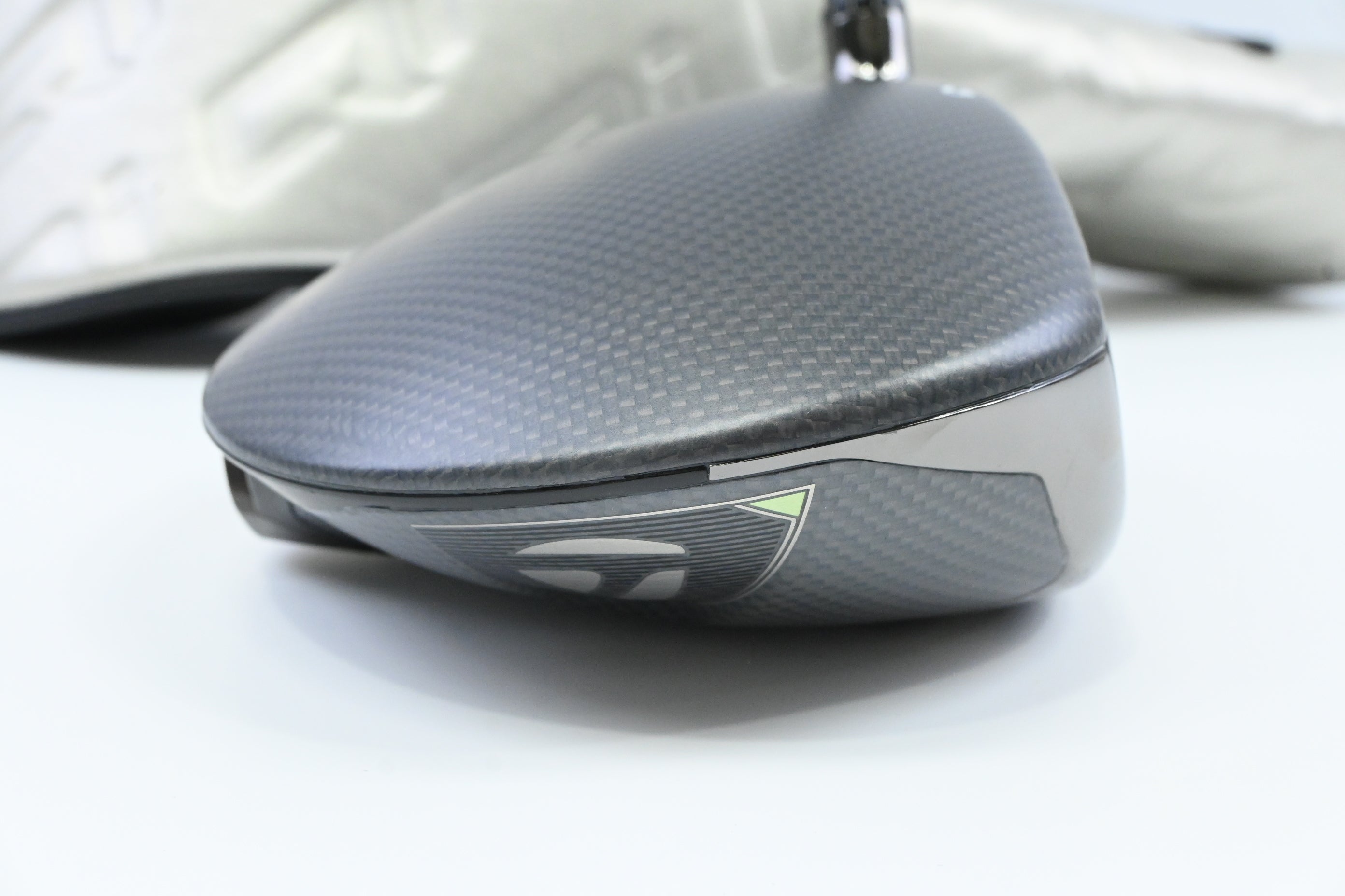 Taylormade Qi35 LS Driver / 9 Degree / Stiff Flex Kai'li Blue 60 Shaft