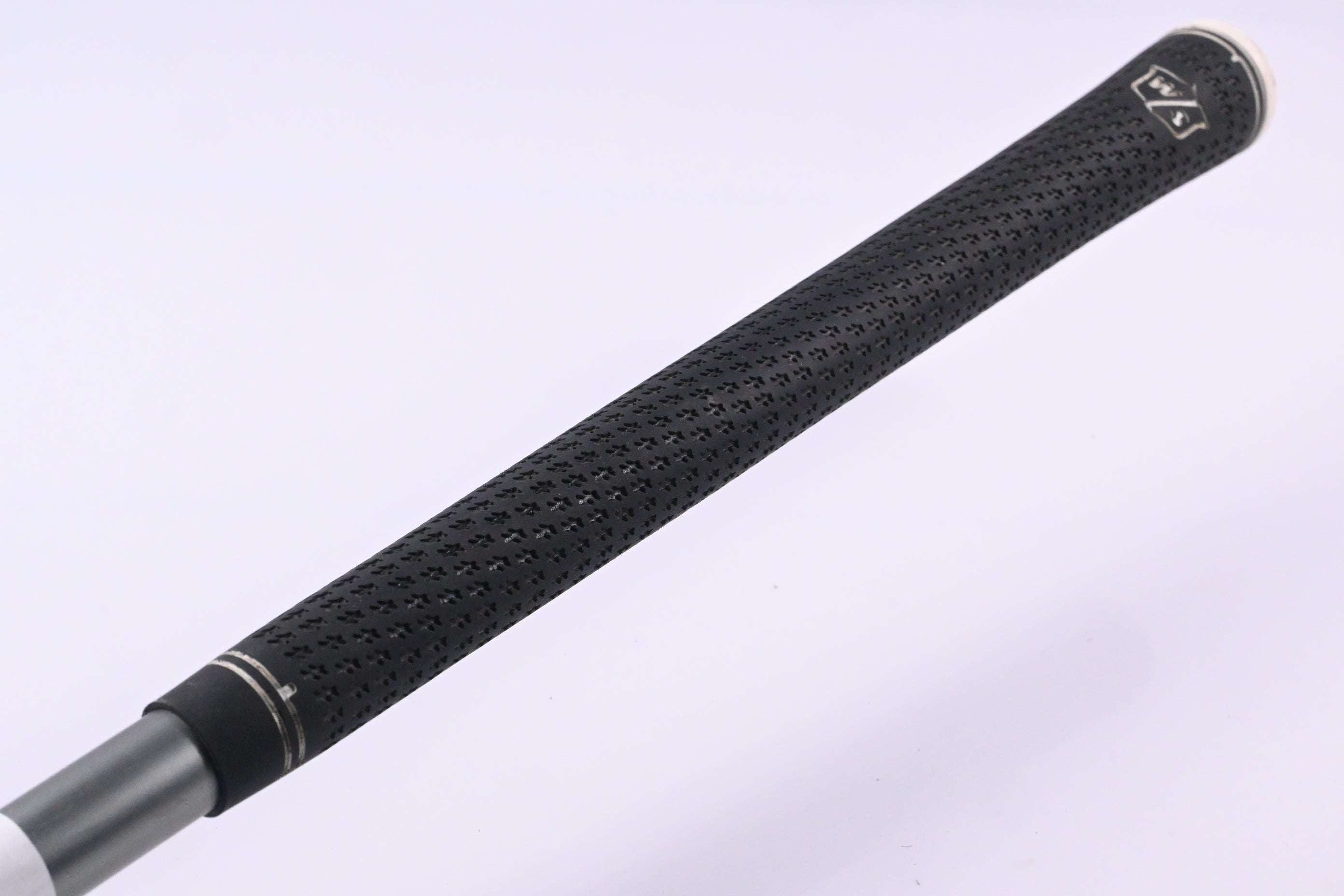 Wilson Staff D7 #4 Hybrid / 22 Degree / Senior Flex Recoil 460 Shaft