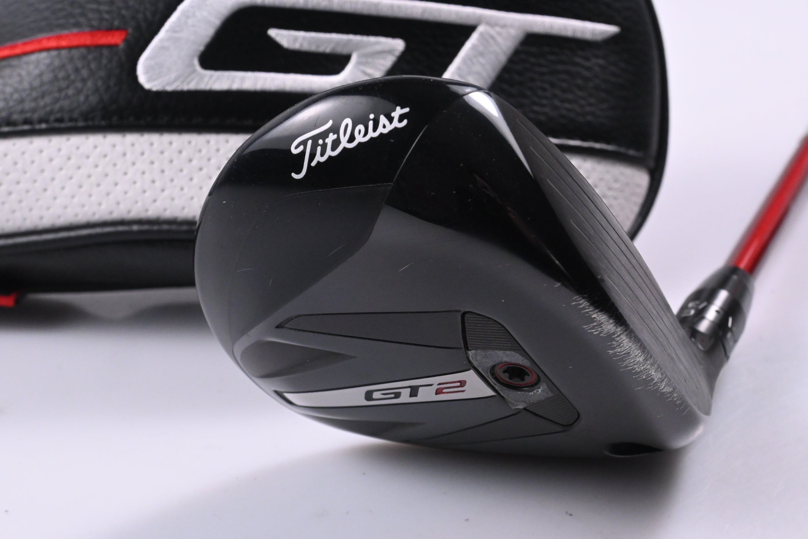 Titleist GT2 #5 Wood / 18 Degree / Regular Flex Project X Denali Red 60 Shaft
