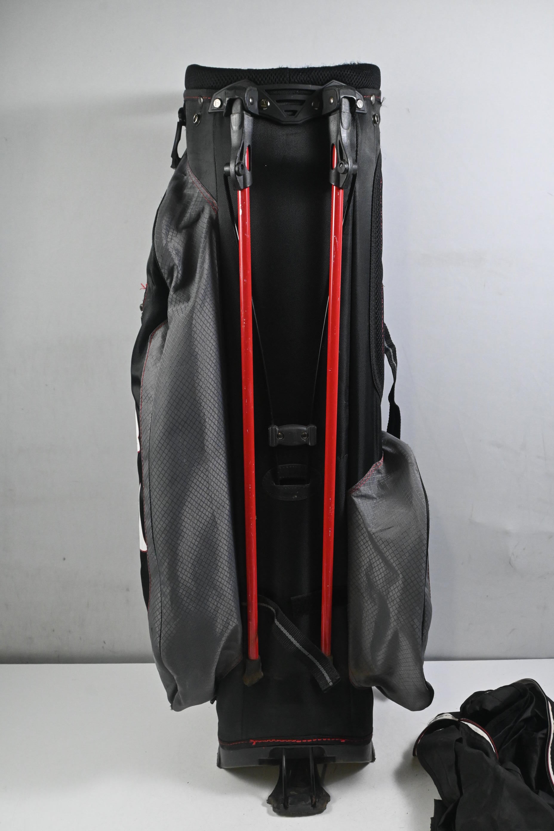 Callaway Stand Bag / 5-Way Divider / Grey, Black & Red
