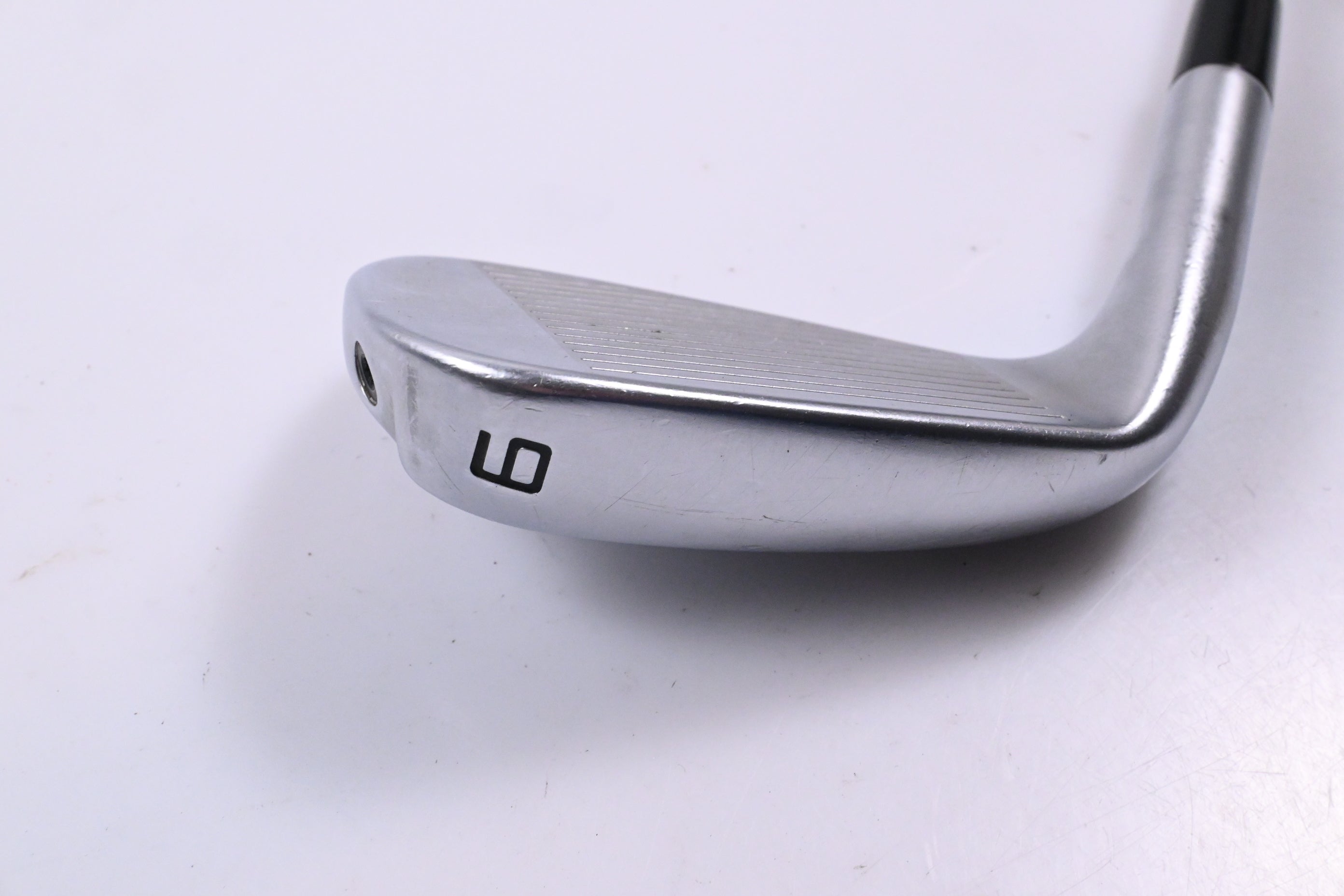 Taylormade P790 #9 Iron / 40 Degree / X-Flex Project X Rifle Shaft
