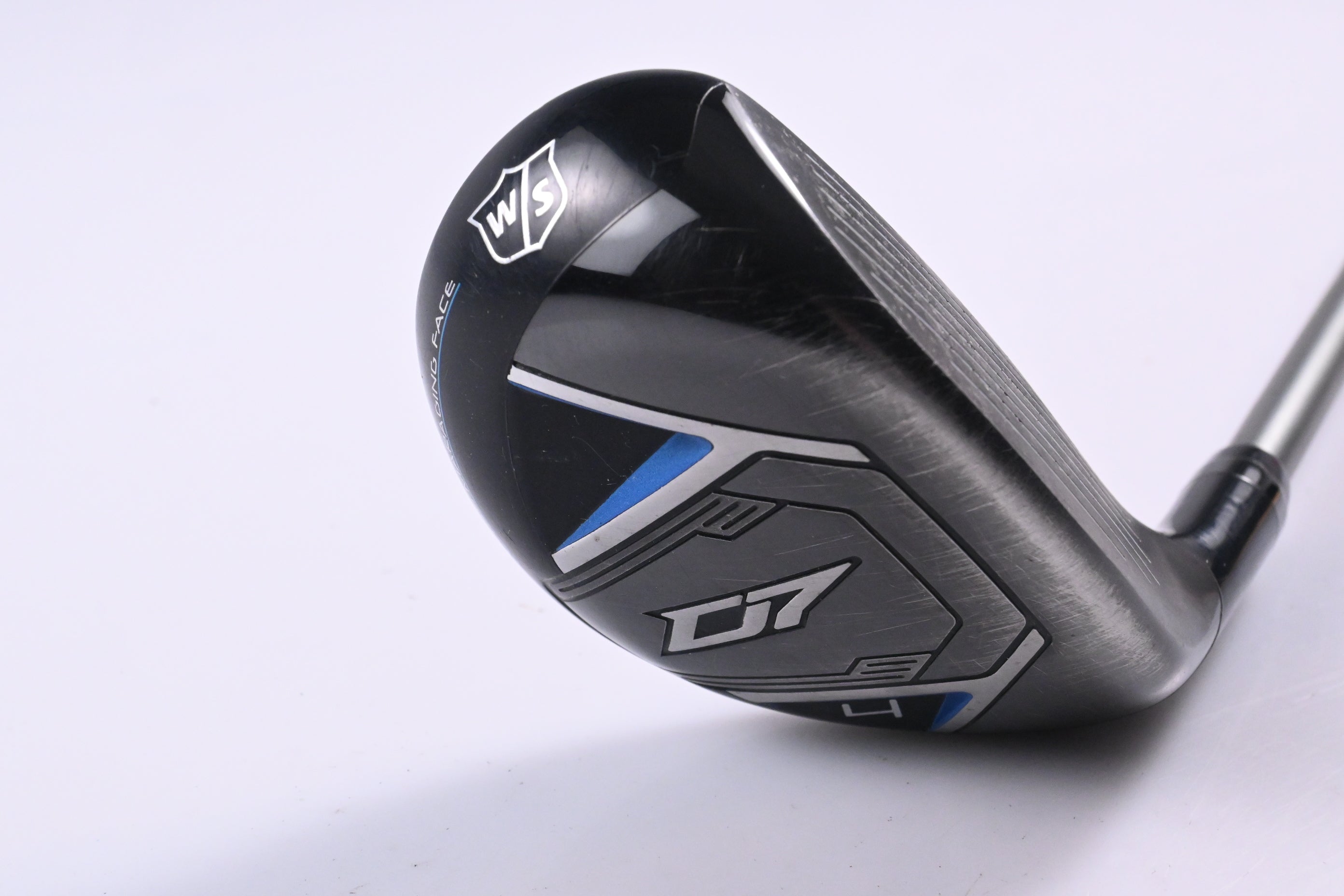 Wilson Staff D7 #4 Hybrid / 22 Degree / Regular Flex Recoil 460 Shaft