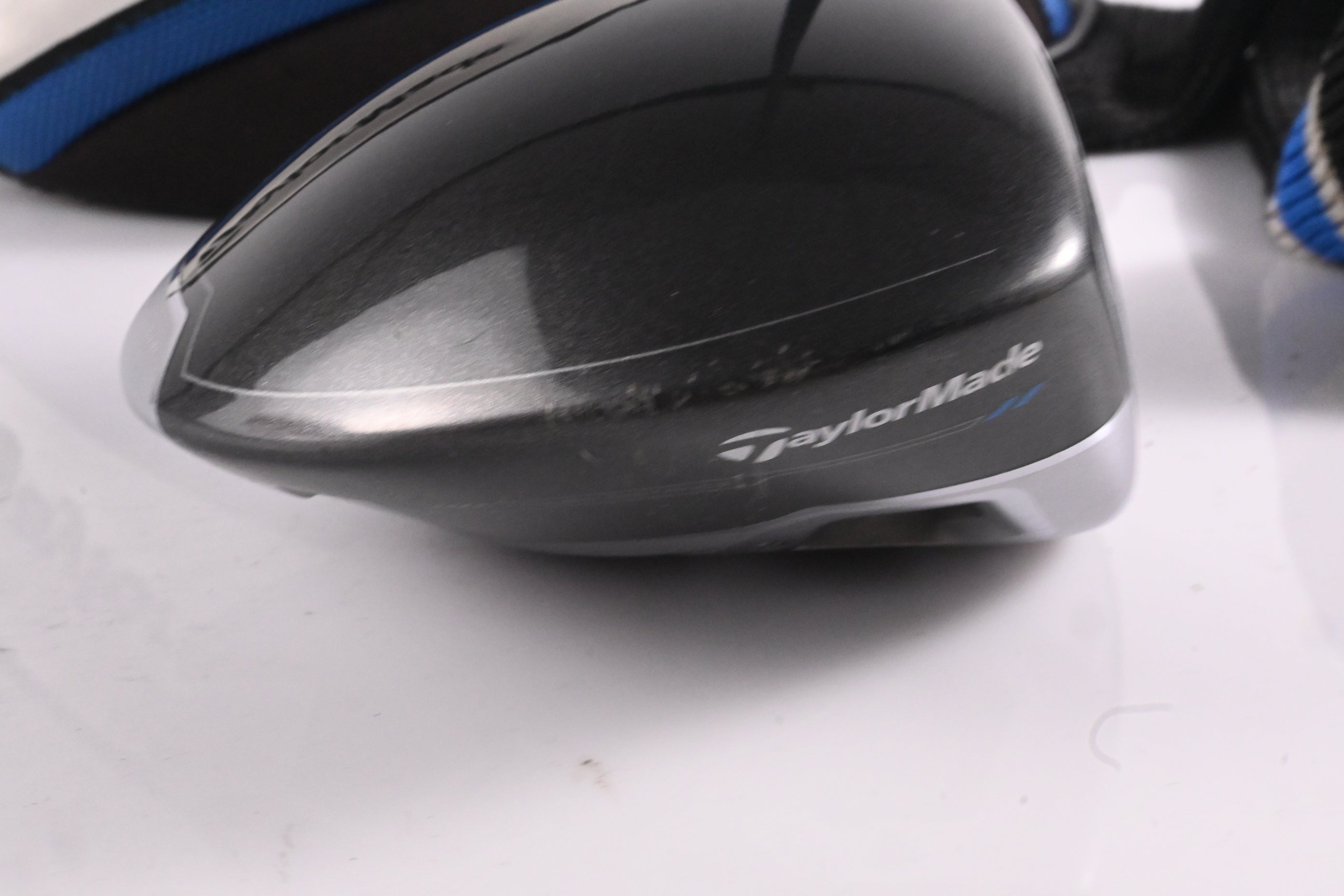 Taylormade SLDR 460 Driver / 10.5 Degree / Regular Flex Fujikura Ventus Blue 5