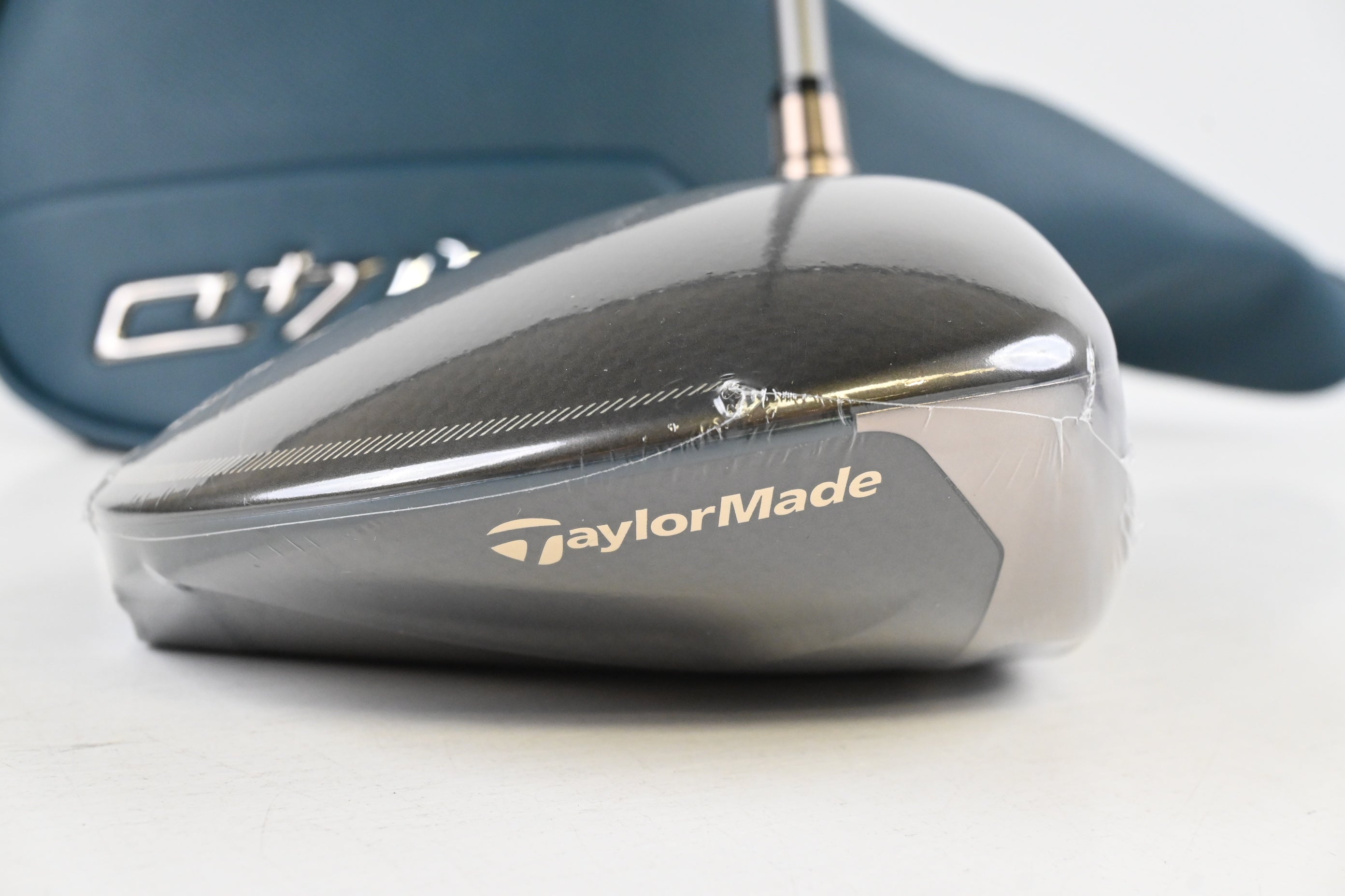 Taylormade Qi4D Max Lite Driver / 10.5 Degree / Regular Flex Reax Blue 40 Shaft