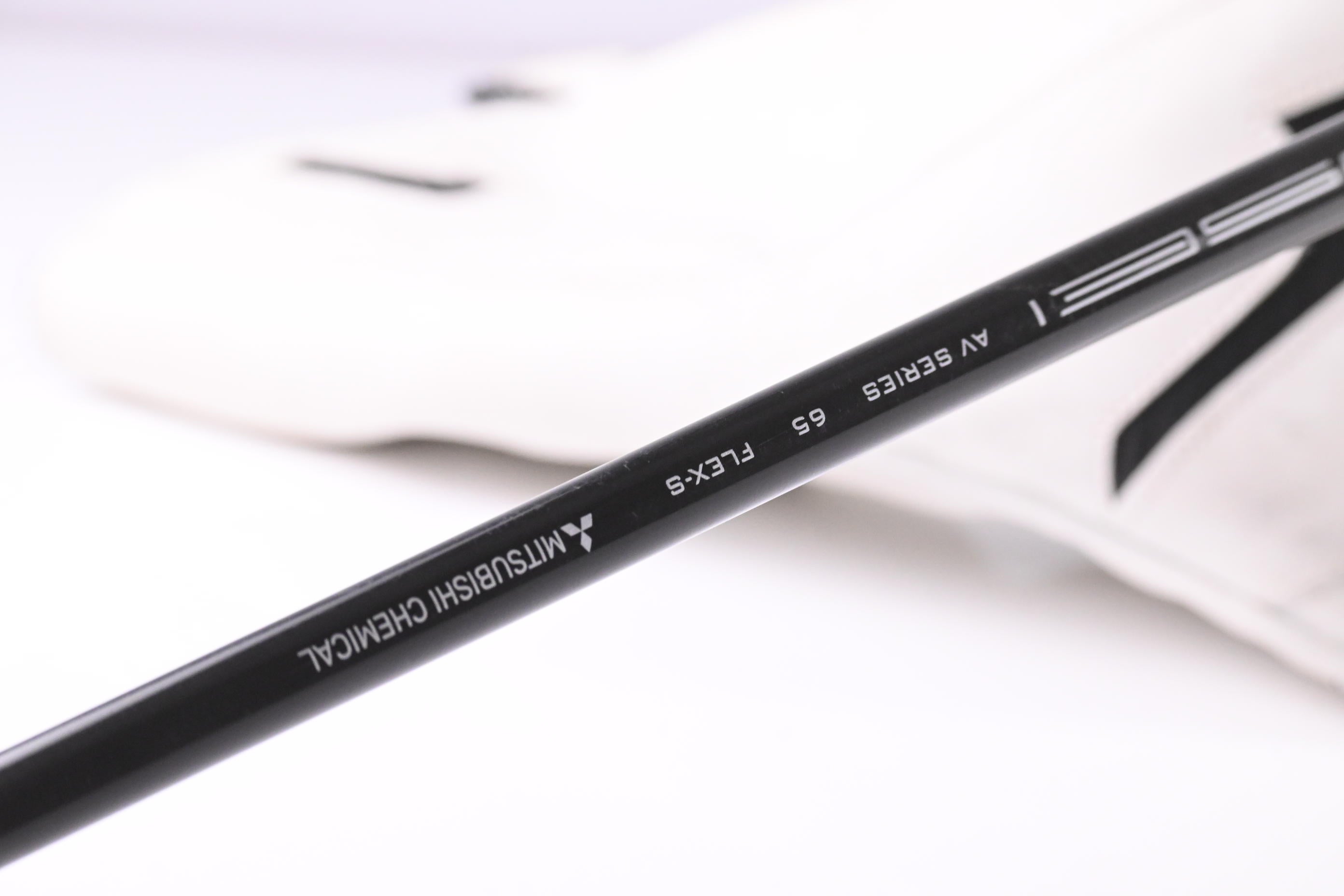 Mizuno ST-Z 220 Driver / 9.5 Degree / Stiff Flex Tensei AV Raw Blue 65 Shaft