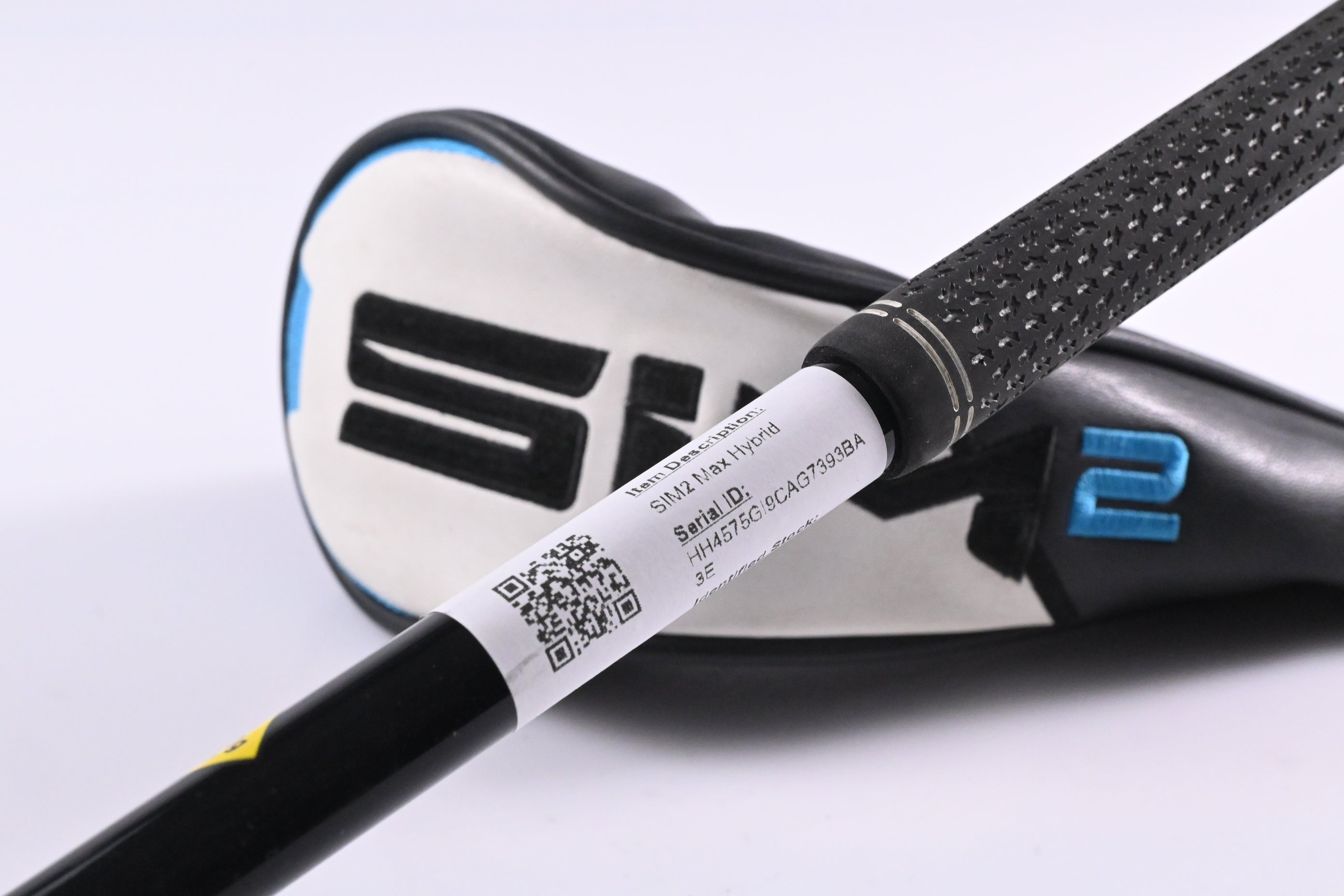 Taylormade SIM2 Max #4 Hybrid / 22 Degree / Stiff Flex Hzrdus Smoke RDX Black 80