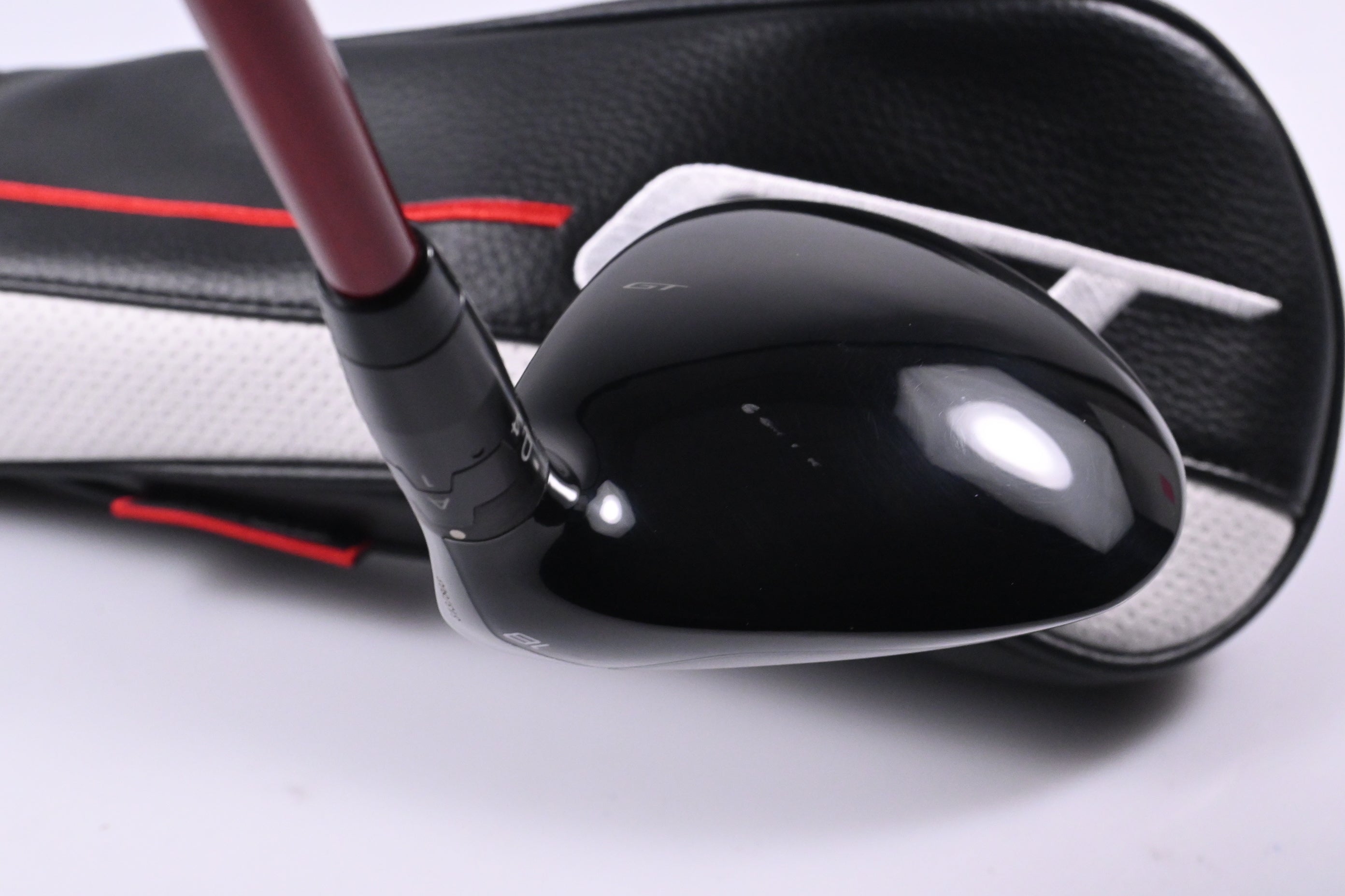 Titleist GT2 #5 Wood / 18 Degree / Regular Flex Project X Denali Red 60 Shaft