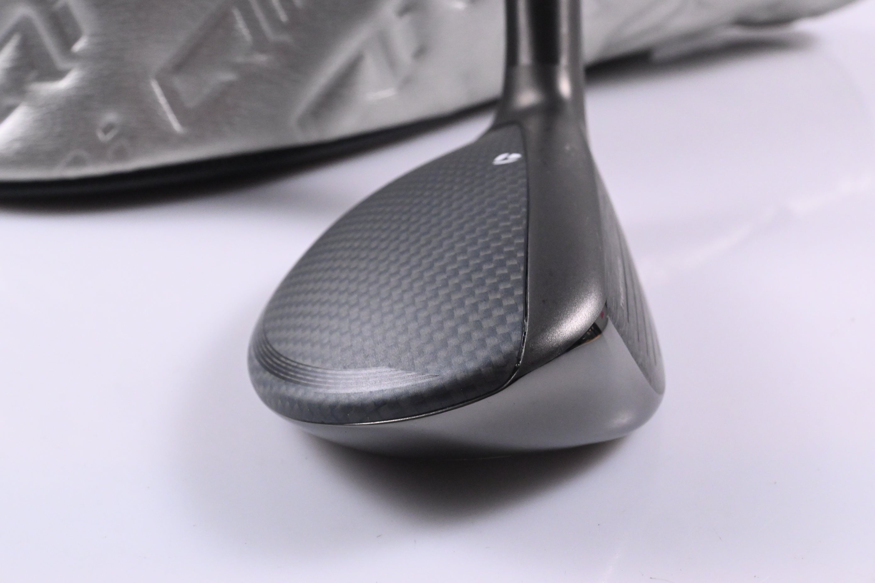 Taylormade Qi35 #4 Hybrid / 22 Degree / Regular Flex Fujikura Ventus Blue 6