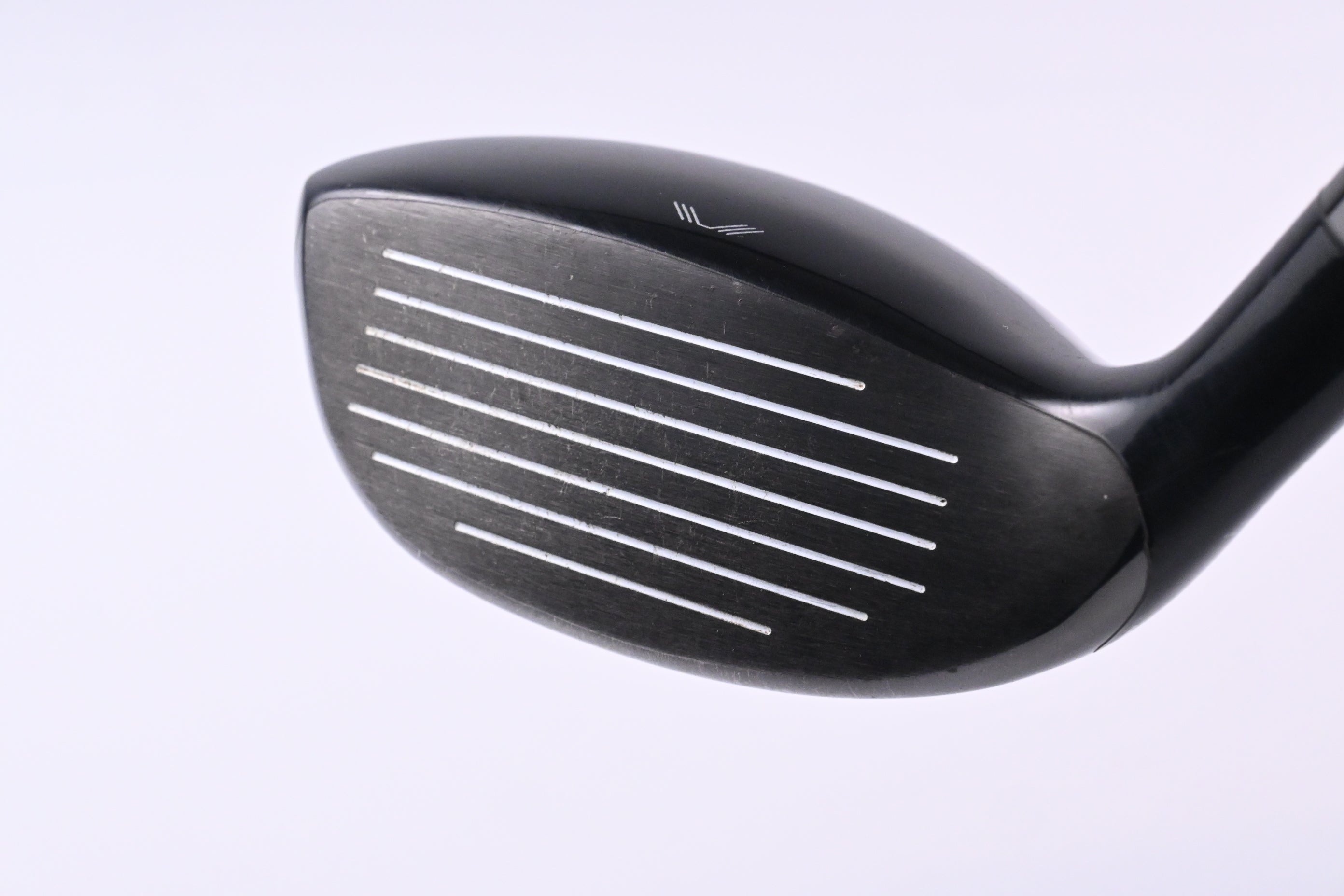 Wilson Staff D7 #4 Hybrid / 22 Degree / Regular Flex Recoil 460 Shaft