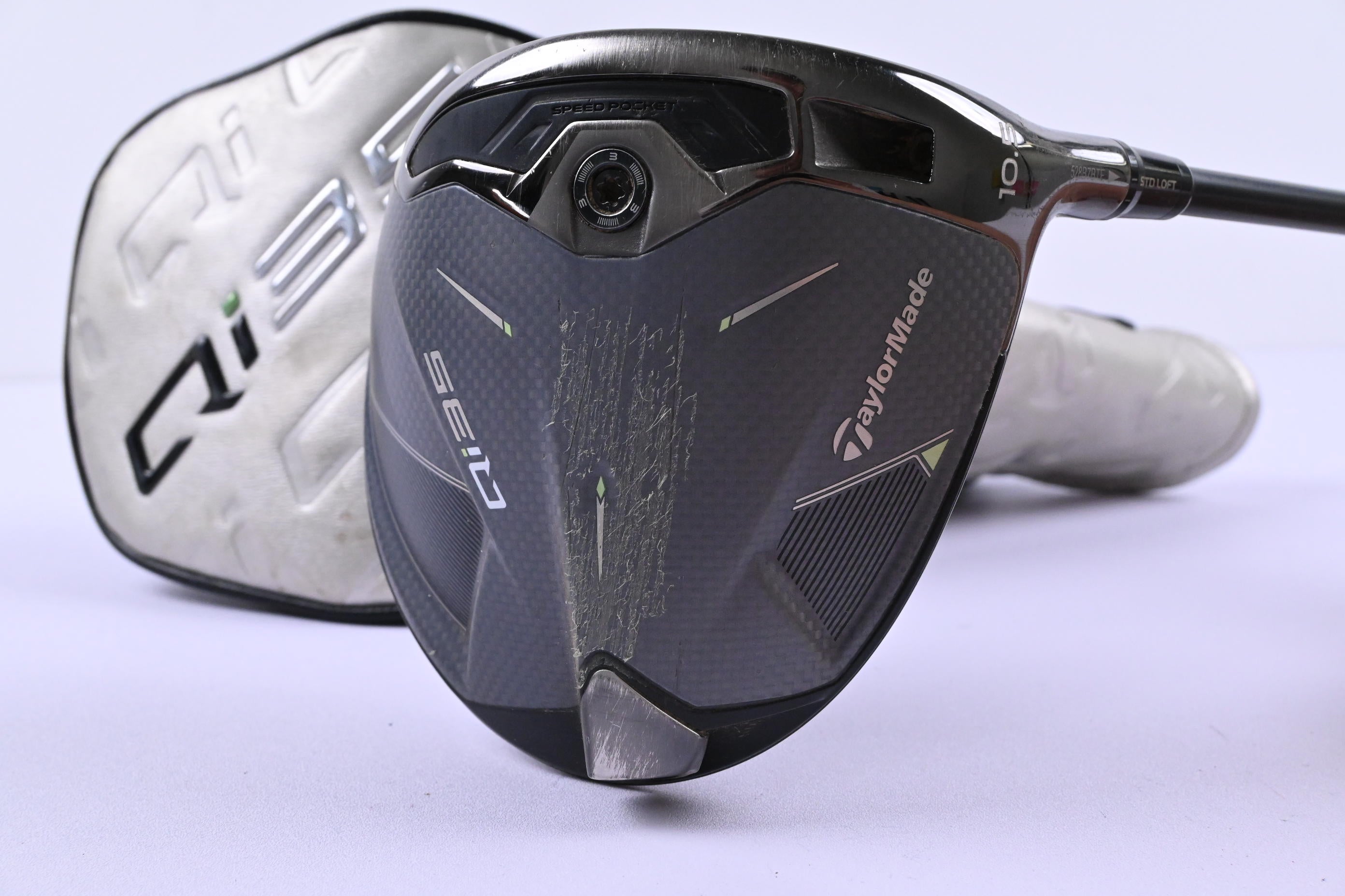 Taylormade Qi35 Driver / 10.5 Degree / Stiff Flex Fujikura Ventus Blue 5 Shaft