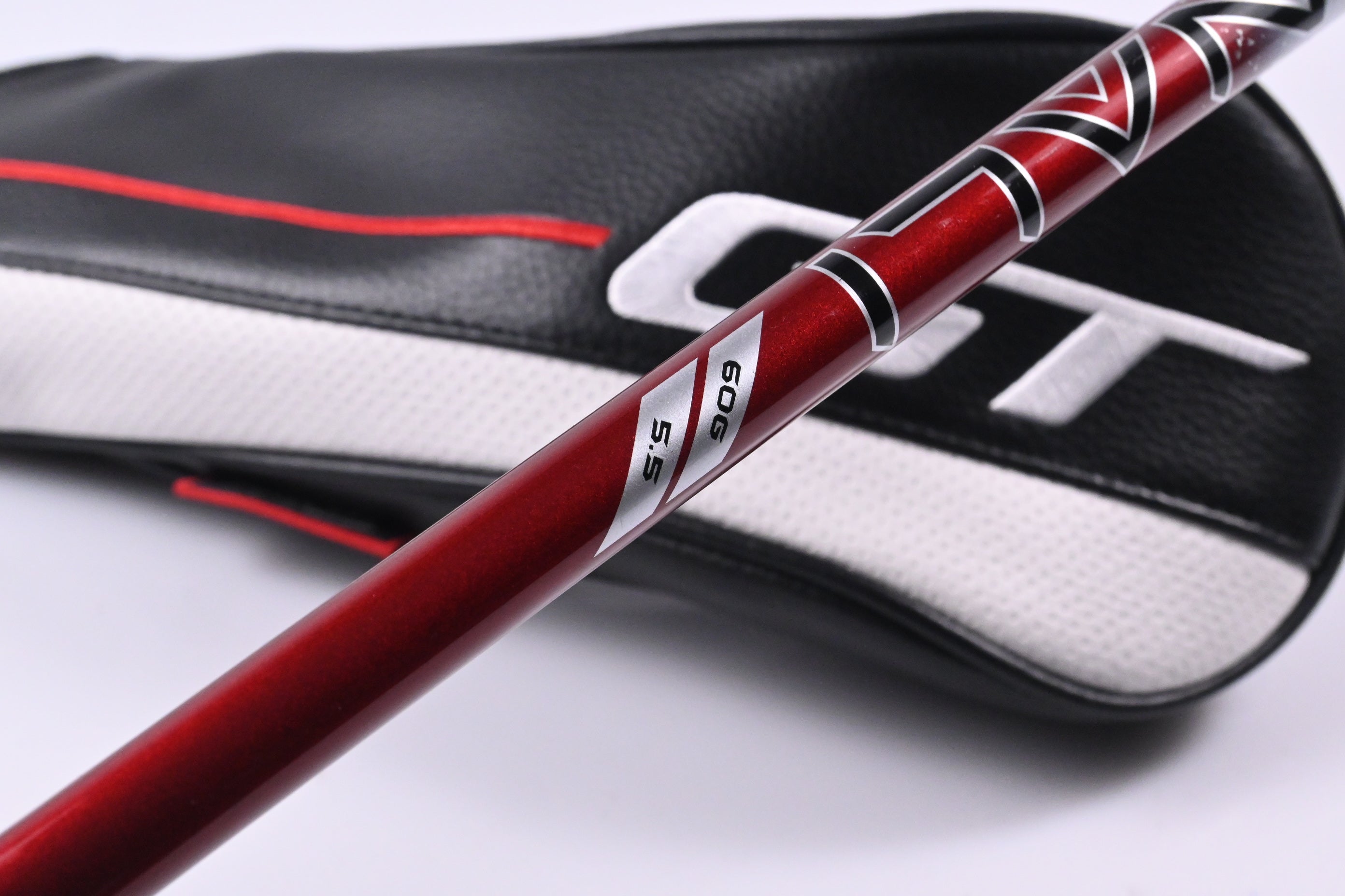 Titleist GT2 #5 Wood / 18 Degree / Regular Flex Project X Denali Red 60 Shaft