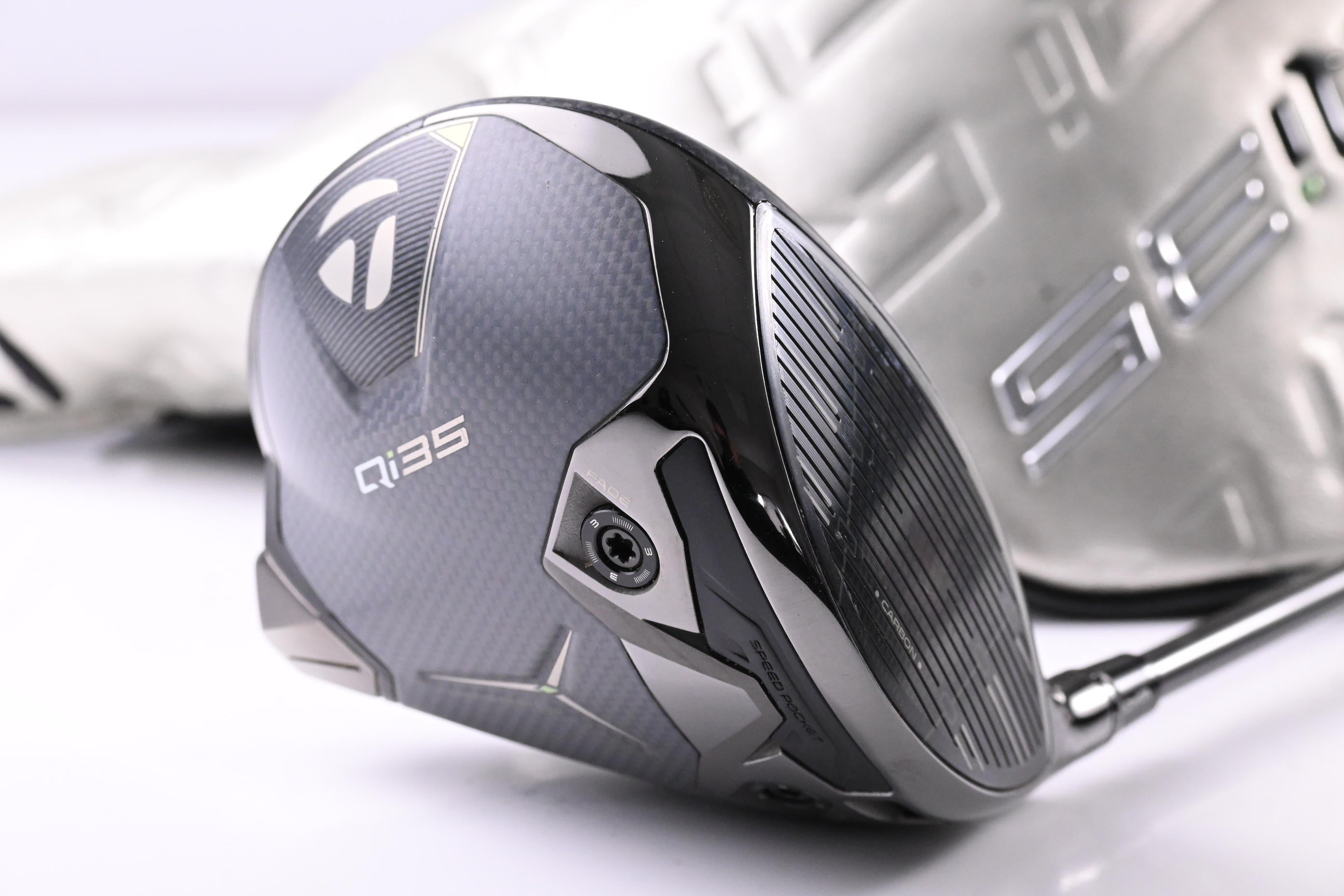 Taylormade Qi35 LS Driver / 10.5 Degree / Stiff Flex EvenFlow Riptide 70 Shaft