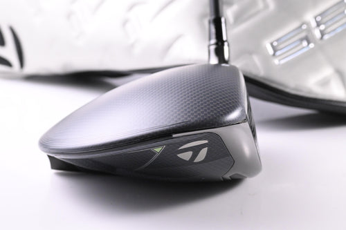 Taylormade Qi35 Driver / 10.5 Degree / X-Flex Kai'li Blue CB Dark Wave 60 Shaft