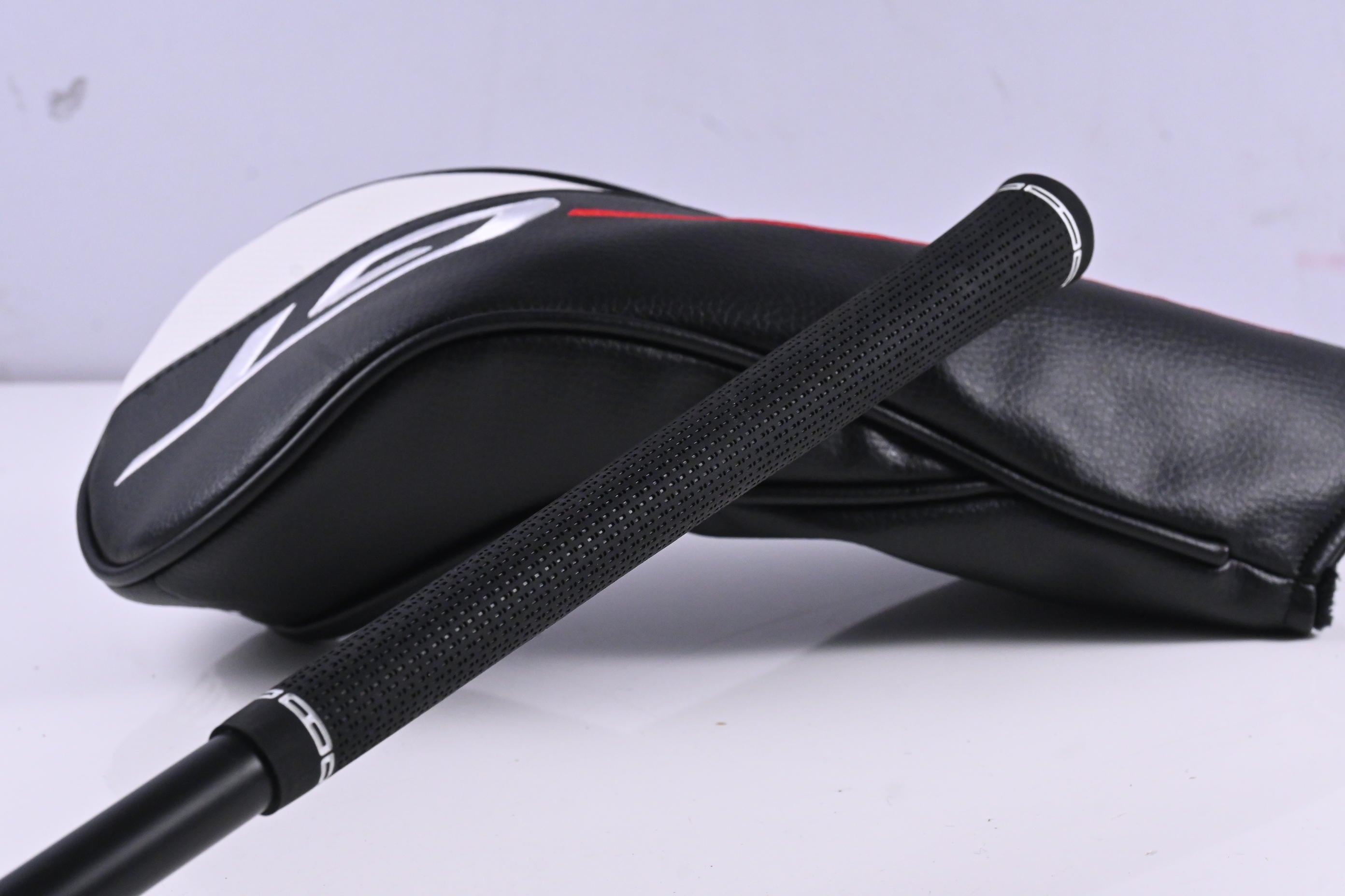 Left Hand Titleist GT3 Driver / 9 Degree / Stiff Flex HZRDUS Gen5 Black 70 Shaft
