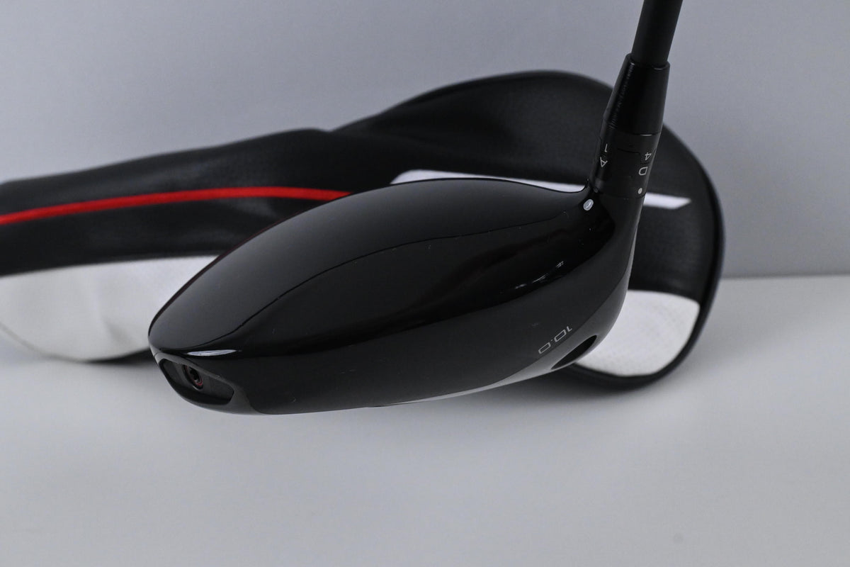 Left Hand Titleist GT2 Driver / 10 Degree / Stiff Flex Tensei 1K Blue 55 Shaft