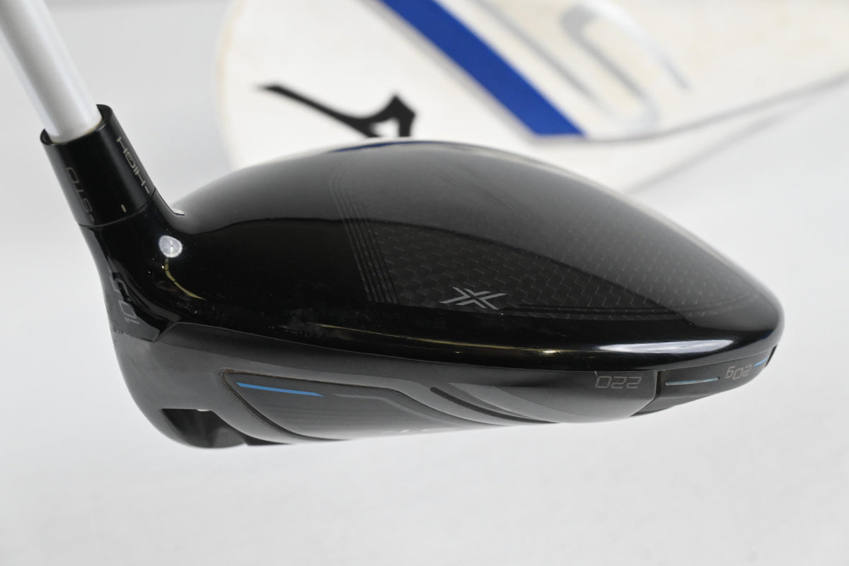 Mizuno ST-X Driver / 10.5 Degree / Regular Flex Aldila Ascent Red 50 Shaft