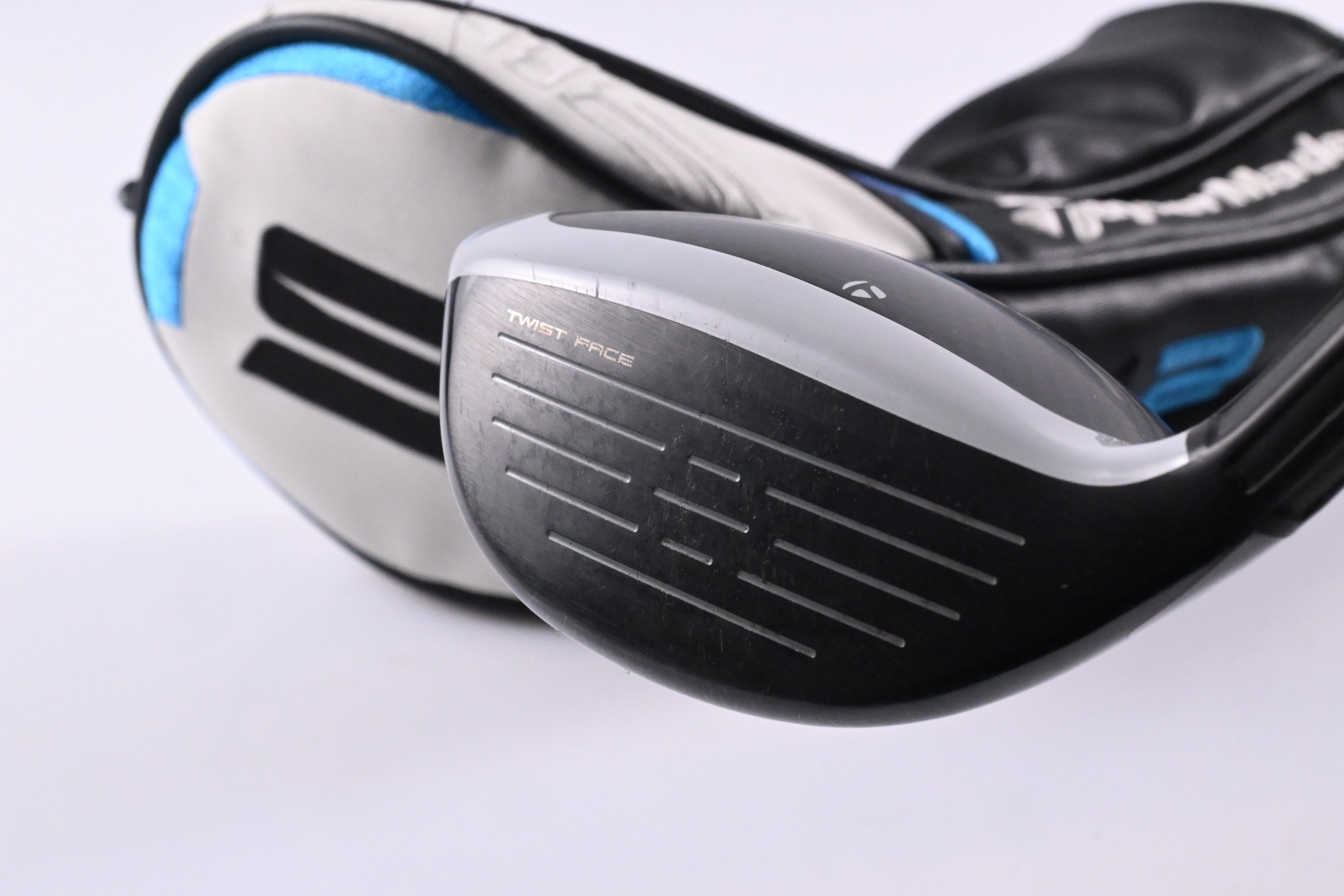 Taylormade SIM2 Max #5 Wood / 18 Degree / Regular Flex Ventus Blue 5 Shaft