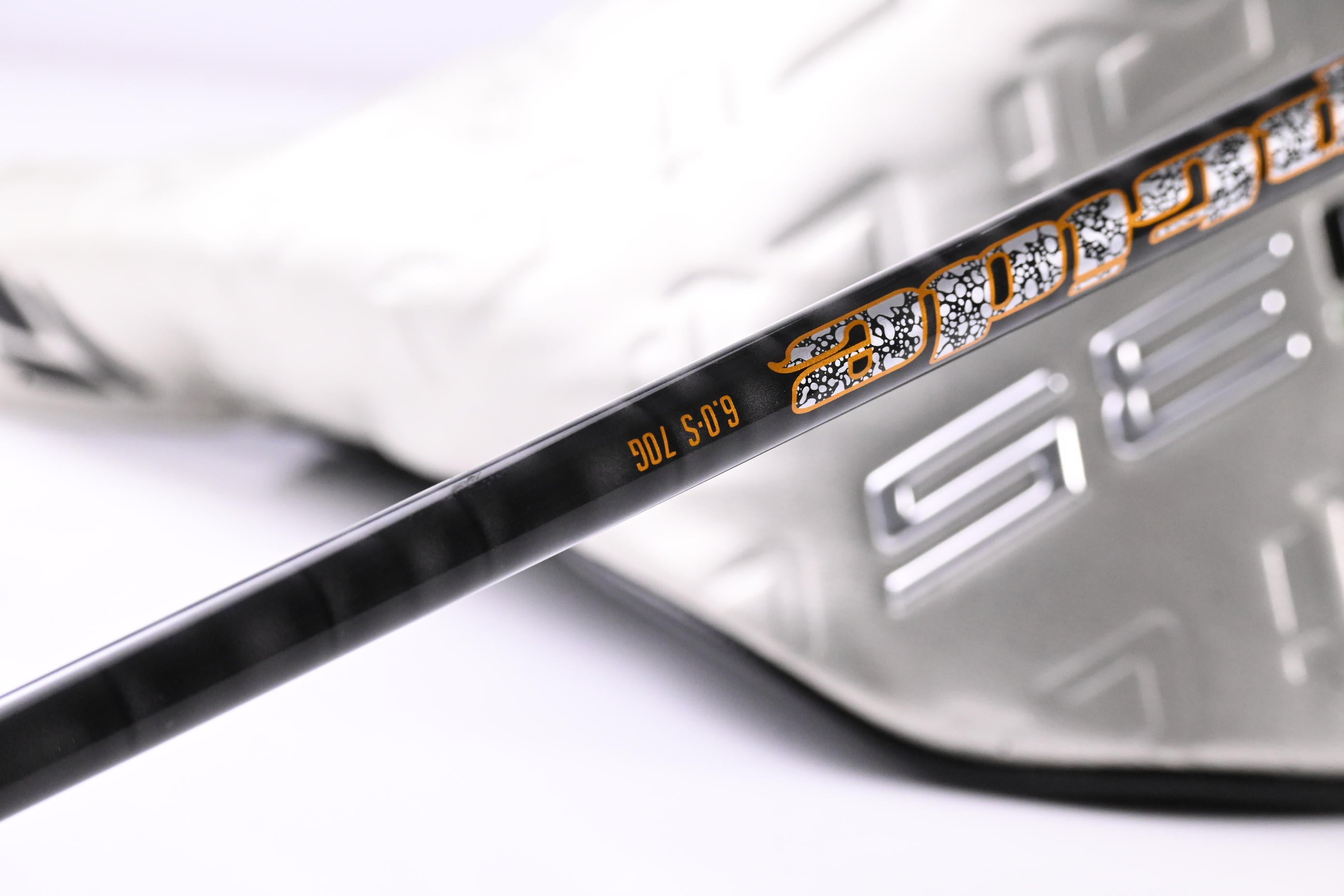 Taylormade Qi35 LS Driver / 10.5 Degree / Stiff Flex EvenFlow Riptide 70 Shaft