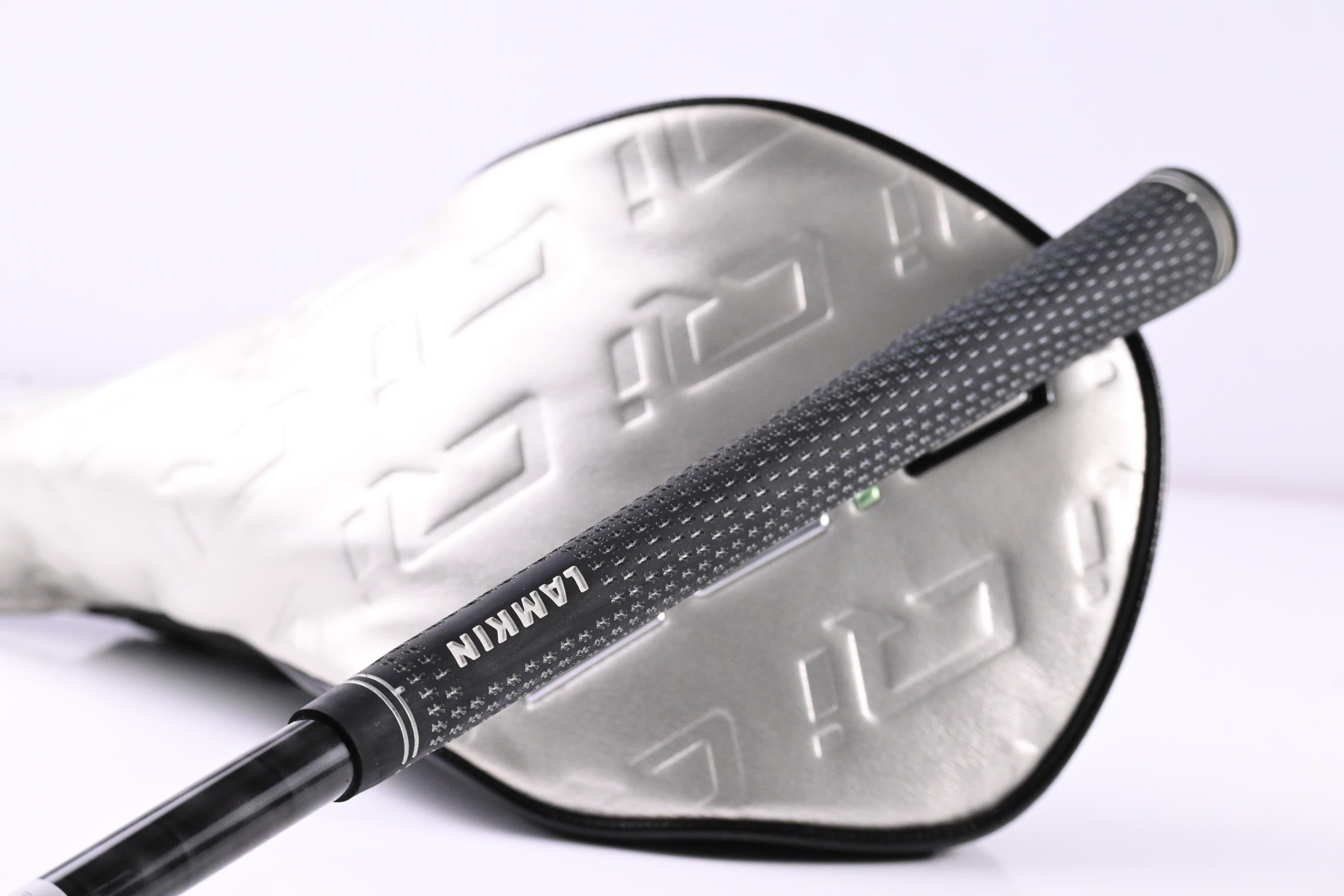 Taylormade Qi35 LS Driver / 10.5 Degree / Stiff Flex EvenFlow Riptide 70 Shaft