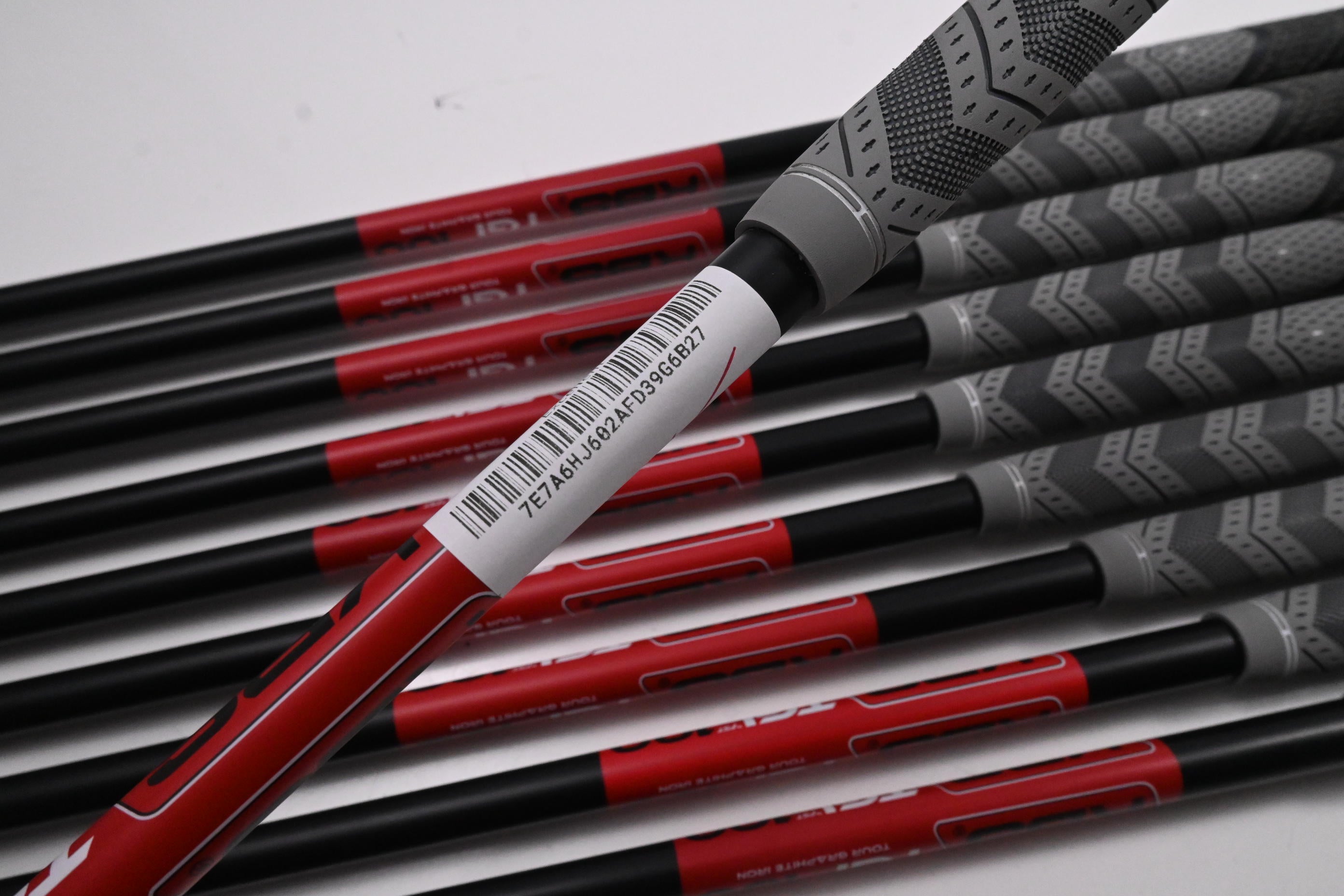 Avoda Origin W2 Irons / 4-PW+GW+SW+LW / Stiff Flex KBS TGI 100 Shafts