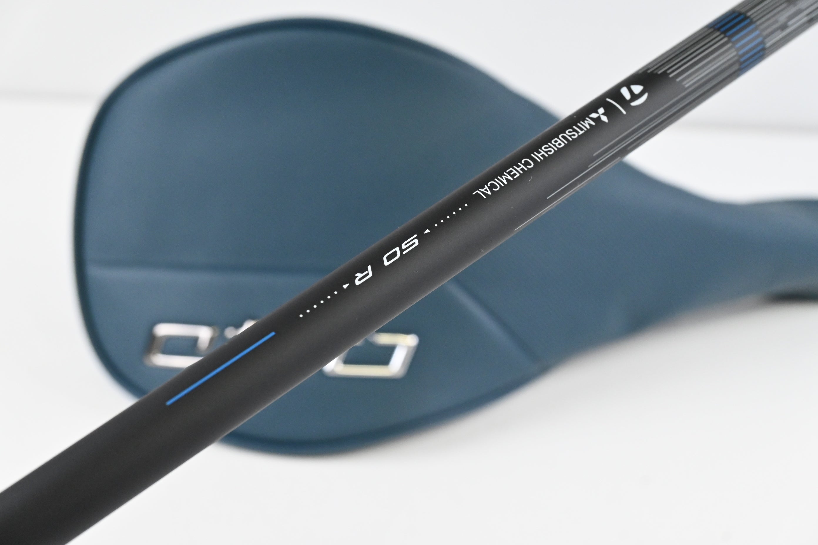 Taylormade Qi4D Max Driver / 10.5 Degree / Regular Flex Reax Blue 50 Shaft