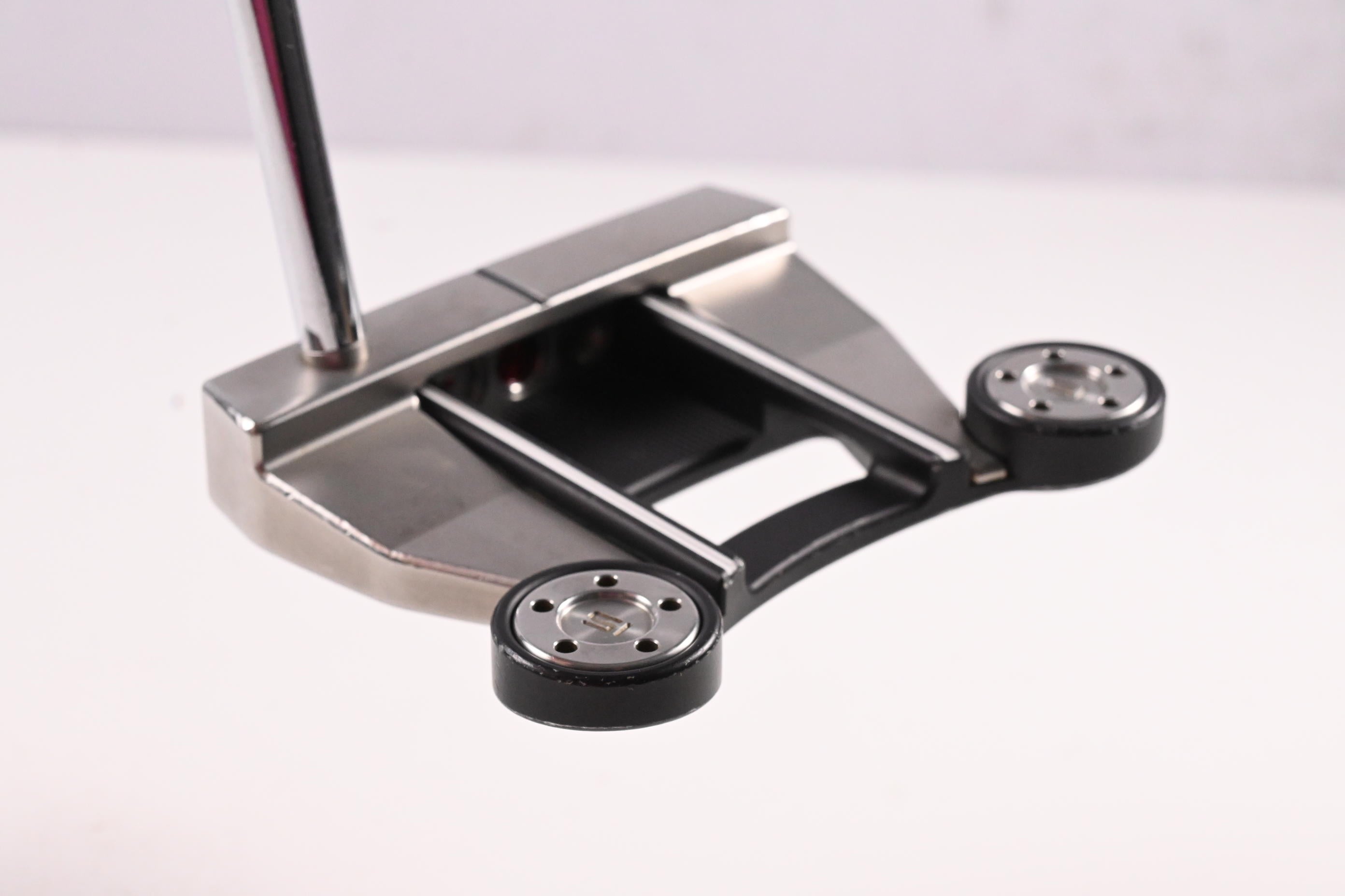 Scotty Cameron Futura 2015 6M Putter / 34 Inch