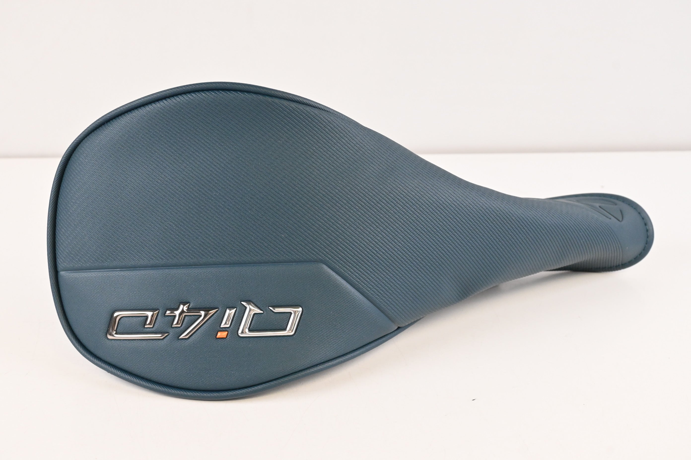 Taylormade Qi4D Max Driver / 10.5 Degree / Regular Flex Reax Blue 50 Shaft
