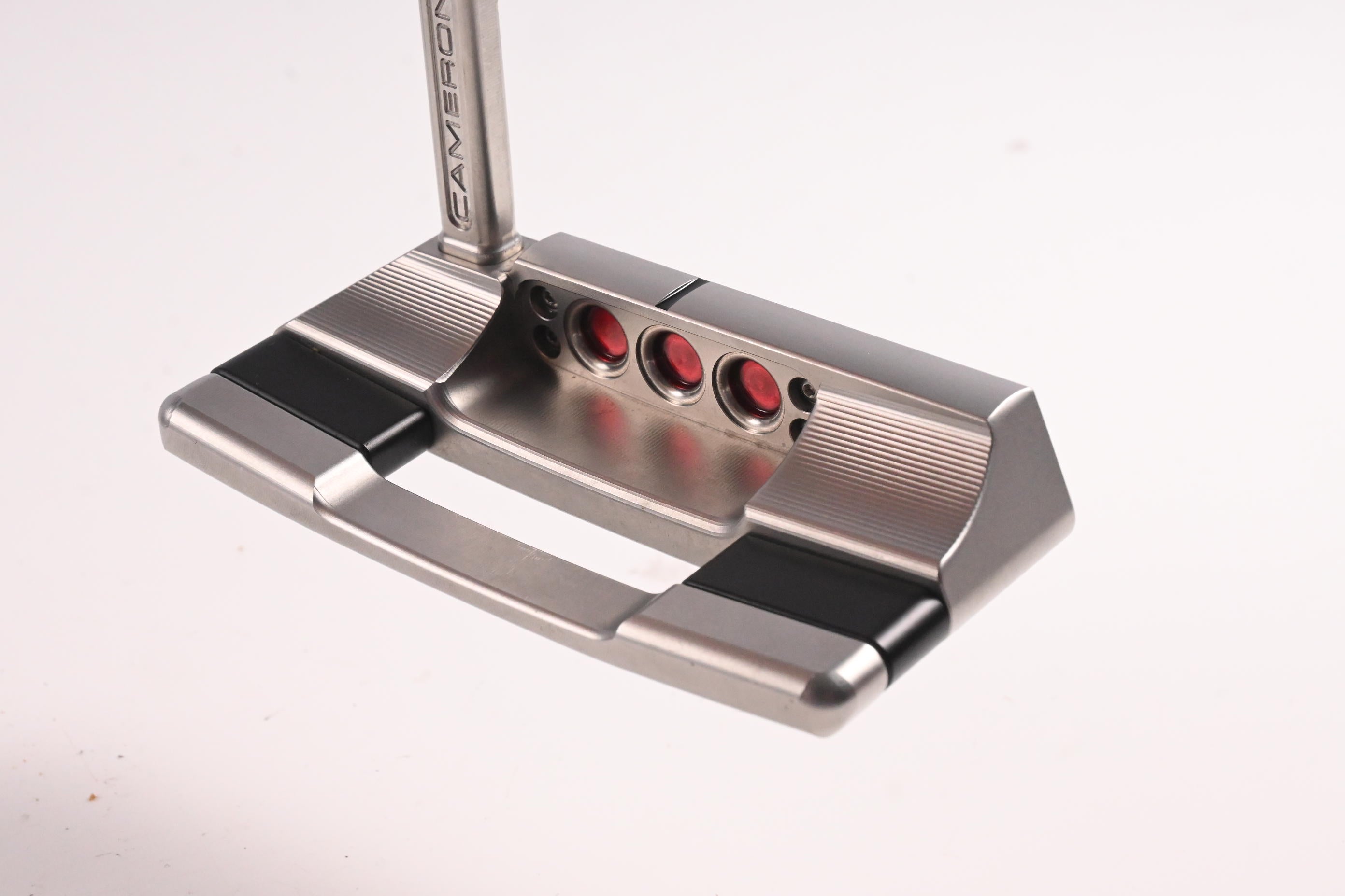 Scotty Cameron 2025 Studio Style Squareback 2 Putter / 33 Inch