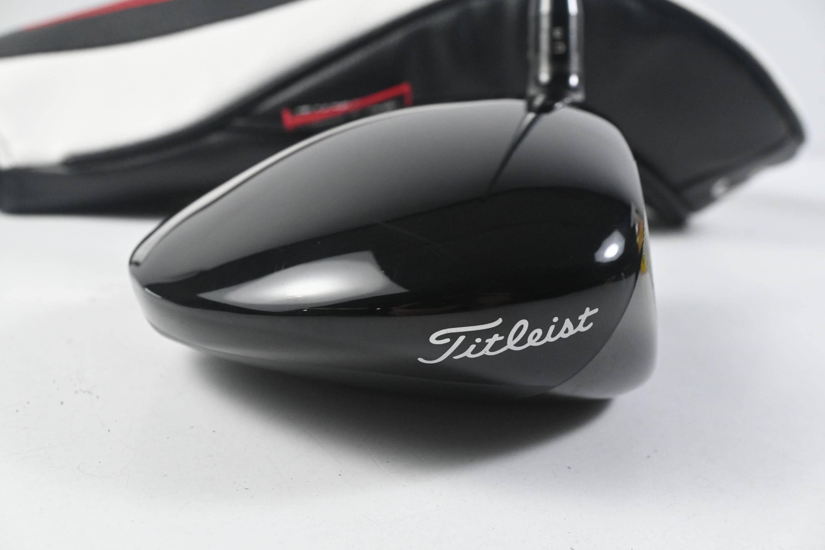 Titleist GT2 Driver / 9 Degree / Regular Flex Air Speeder 40 Shafts