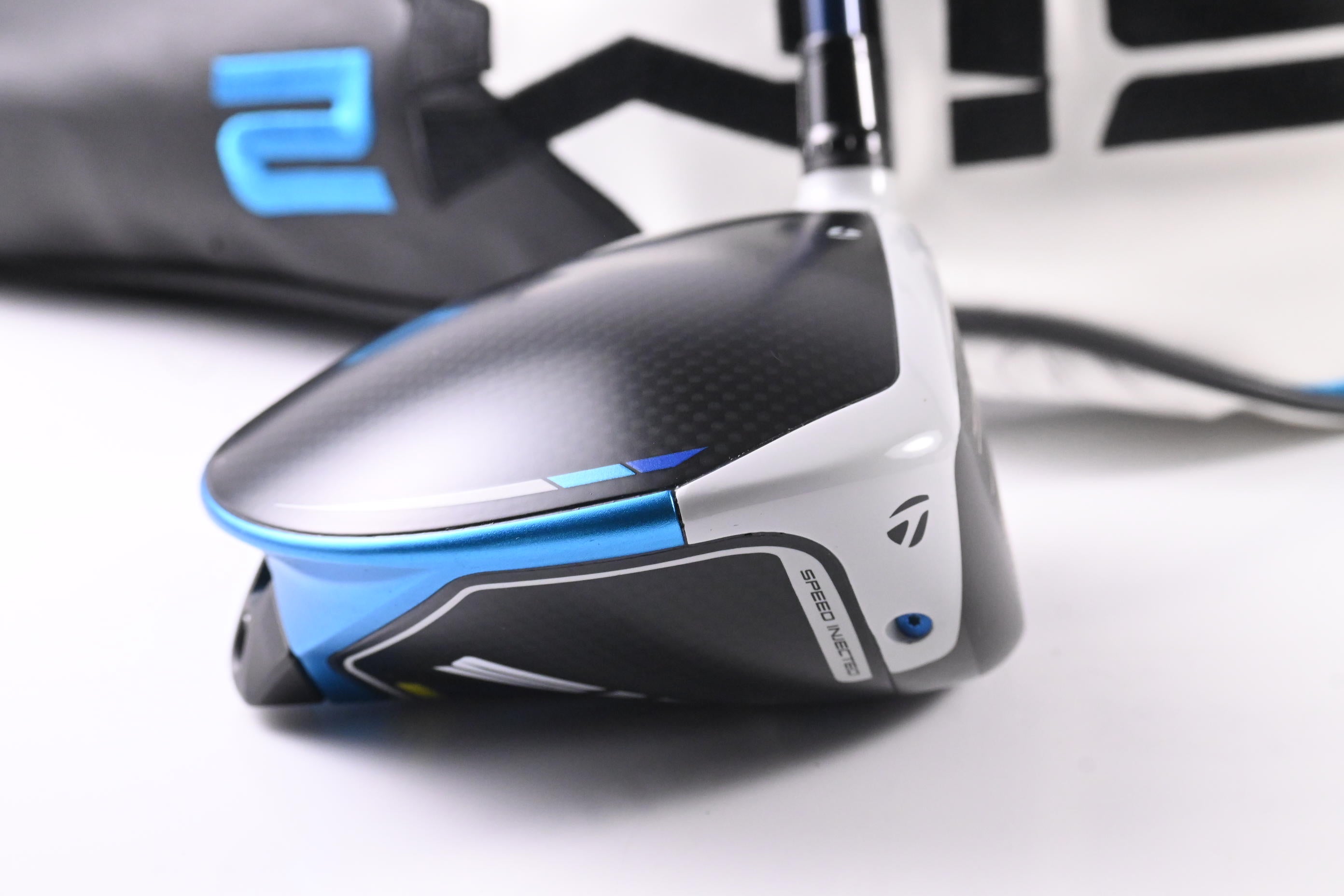 Taylormade SIM2 Max Driver / 10.5 Degree / Stiff Flex Ventus Blue 5 Shaft