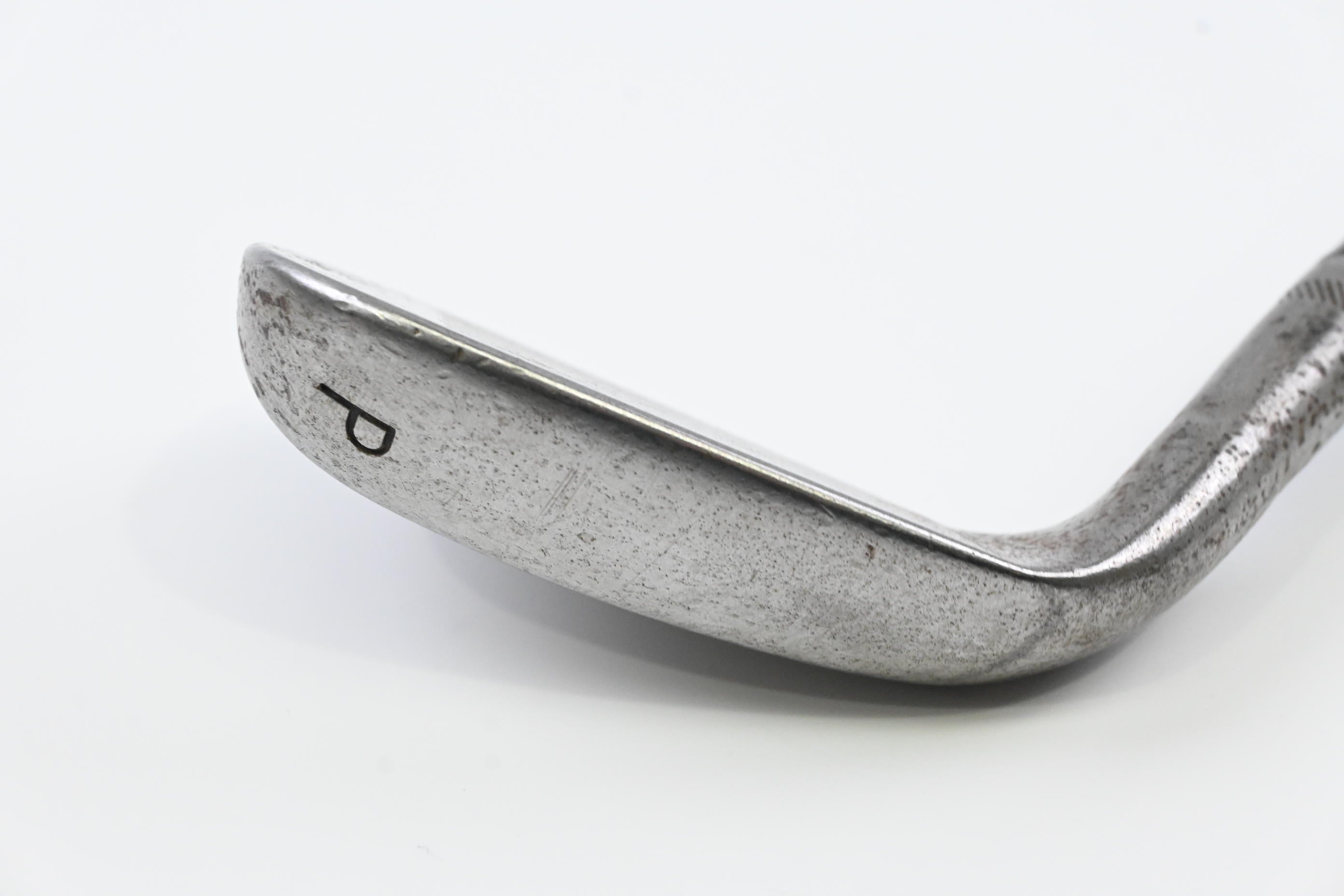 Titleist Vokey SM10 Pitching Wedge / 48 Degree / X-Flex Dynamic Gold X100 Shaft