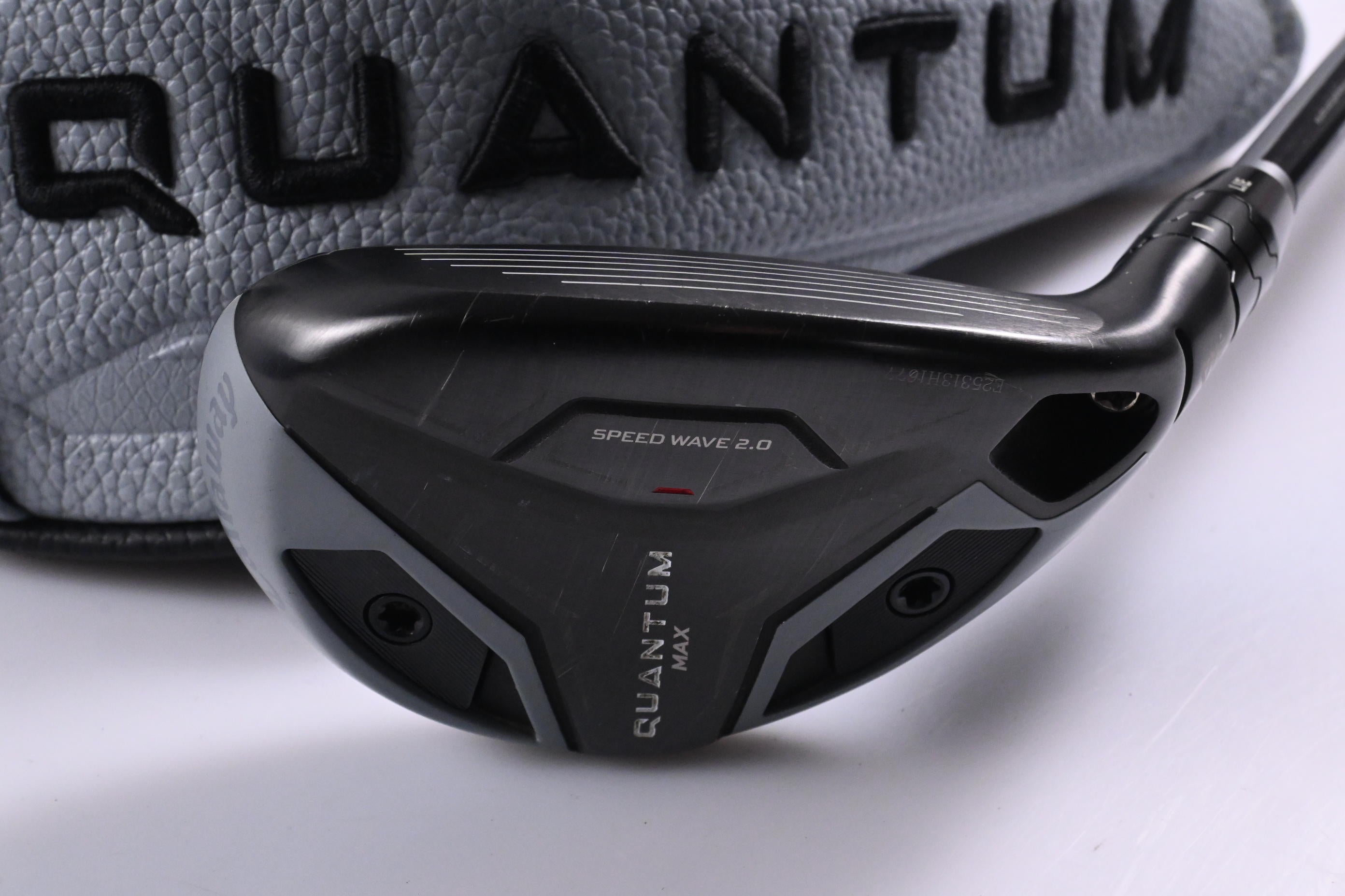 Callaway Quantum Max #4 Hybrid / 21 Degree / Regular Flex Denali Silver 60 Shaft