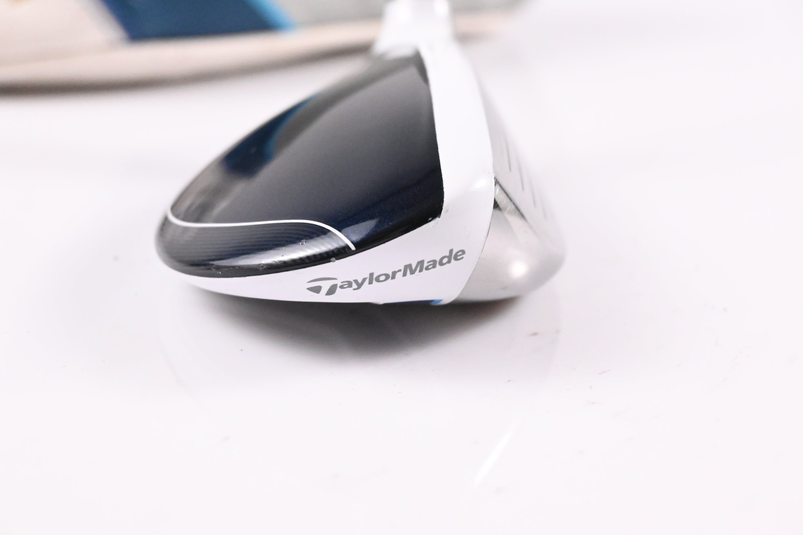 Ladies Taylormade Kalea Premier #6 Hybrid / 31 Degree / Ladies Flex Kalea 40