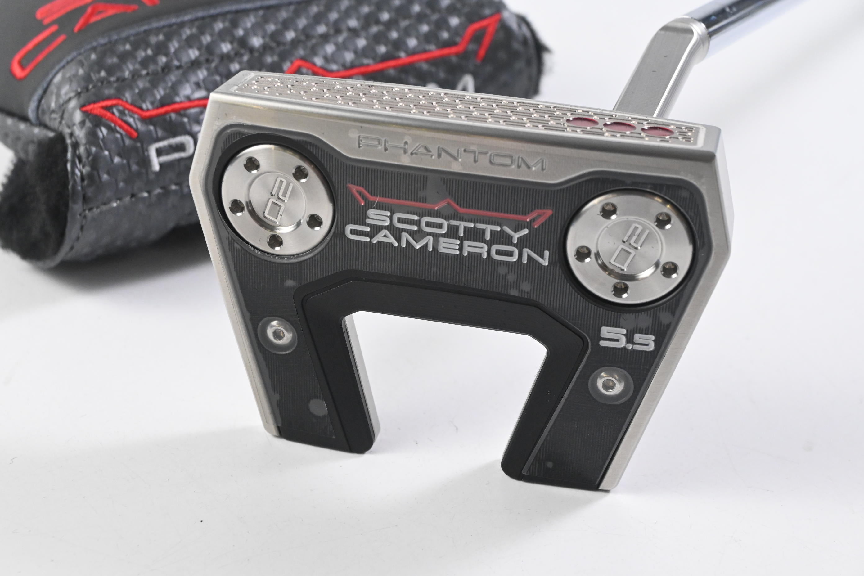Scotty Cameron 2026 Phantom 5.5 Putter / 33 Inch
