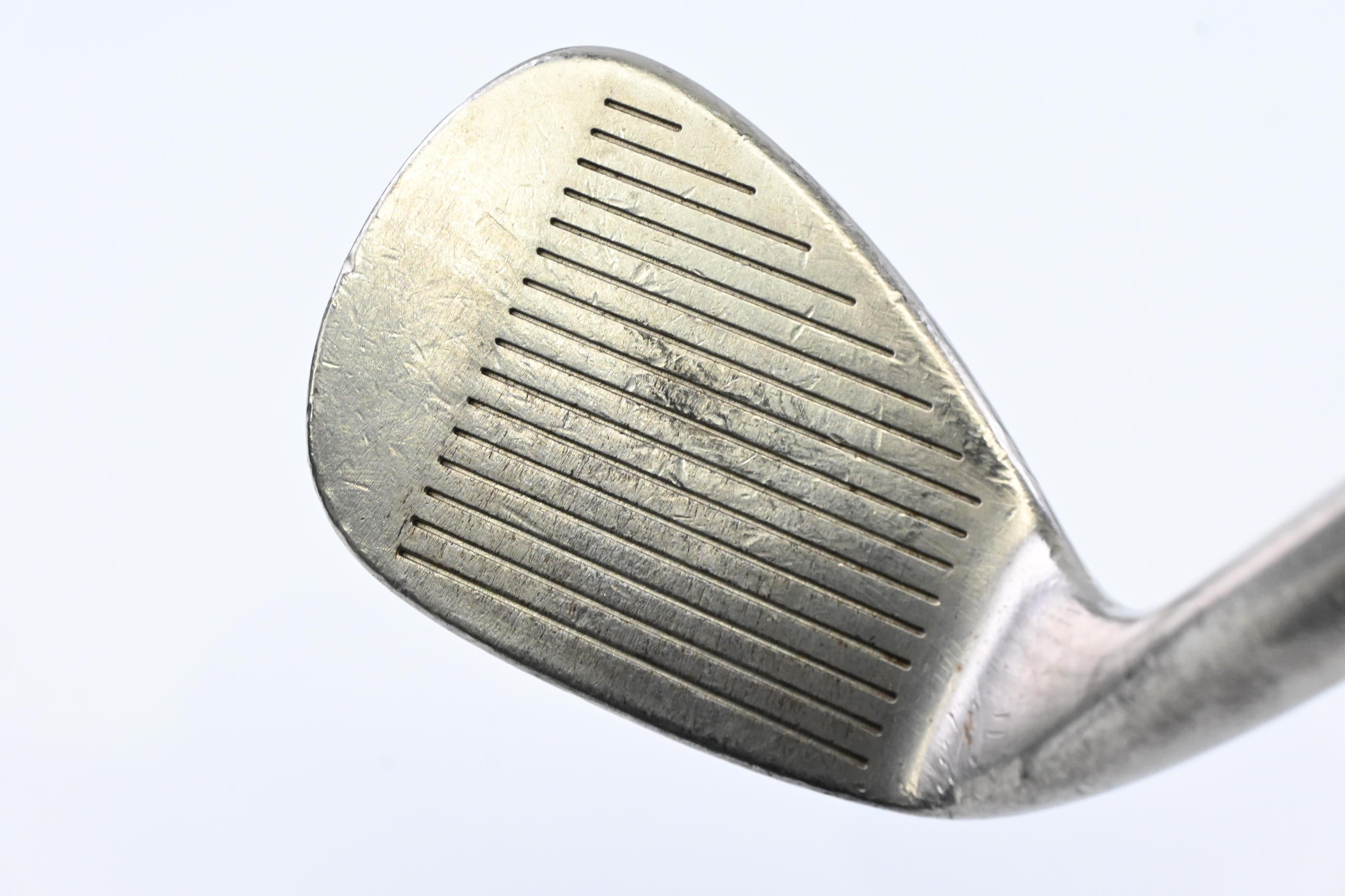 Titleist Vokey 200 Series Gap Wedge / 52 Degree / Wedge Flex Dynamic Gold Shaft