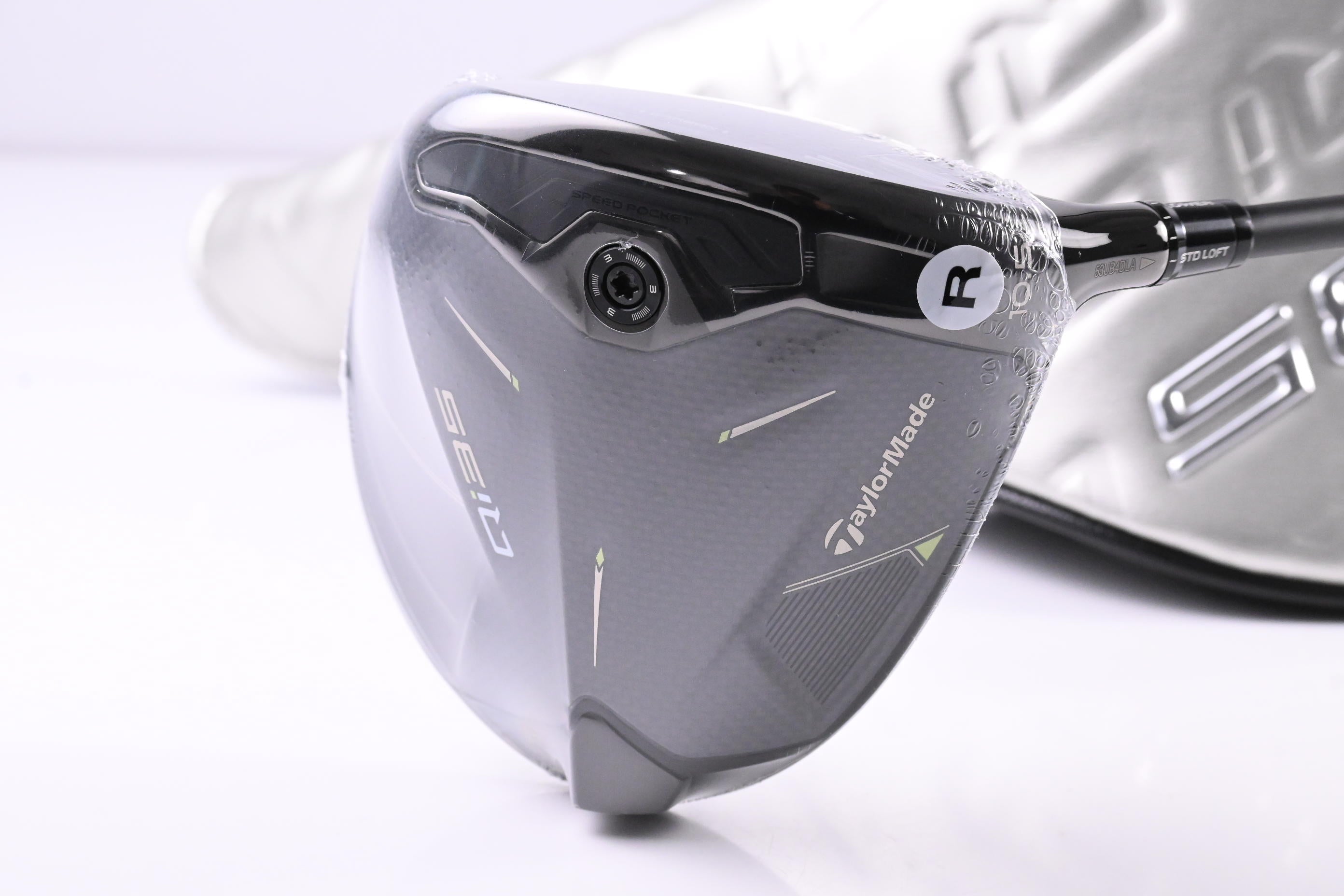 Taylormade Qi35 Driver / 10.5 Degree / Regular Flex Fujikura Ventus Blue '25 5