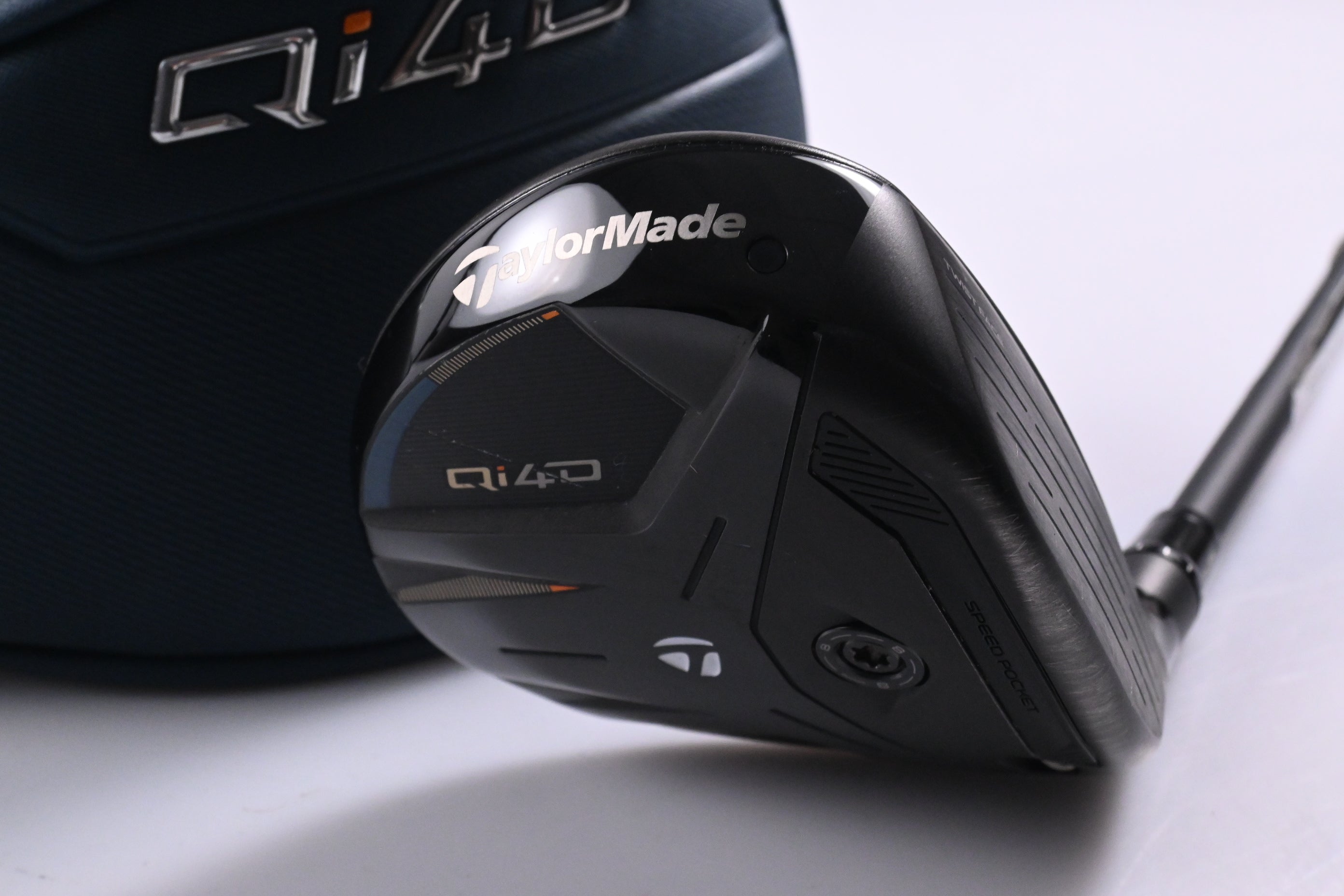 Taylormade Qi4D #5 Wood / 18 Degree / Regular Flex REAX 55 Shaft