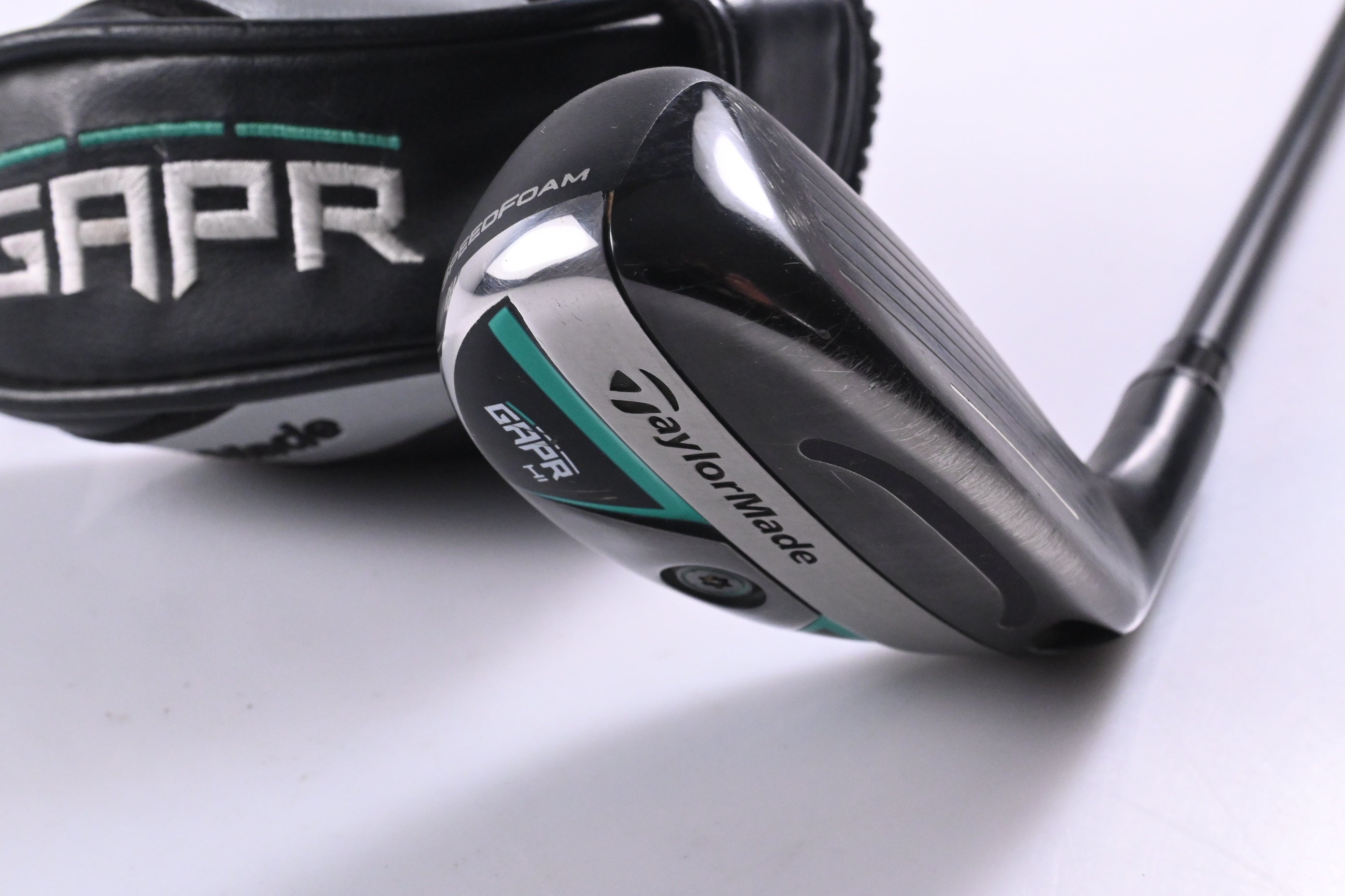 Taylormade GAPR Hi #4 Hybrid / 22 Degree / Regular Flex KBS Hybrid 70 Shaft