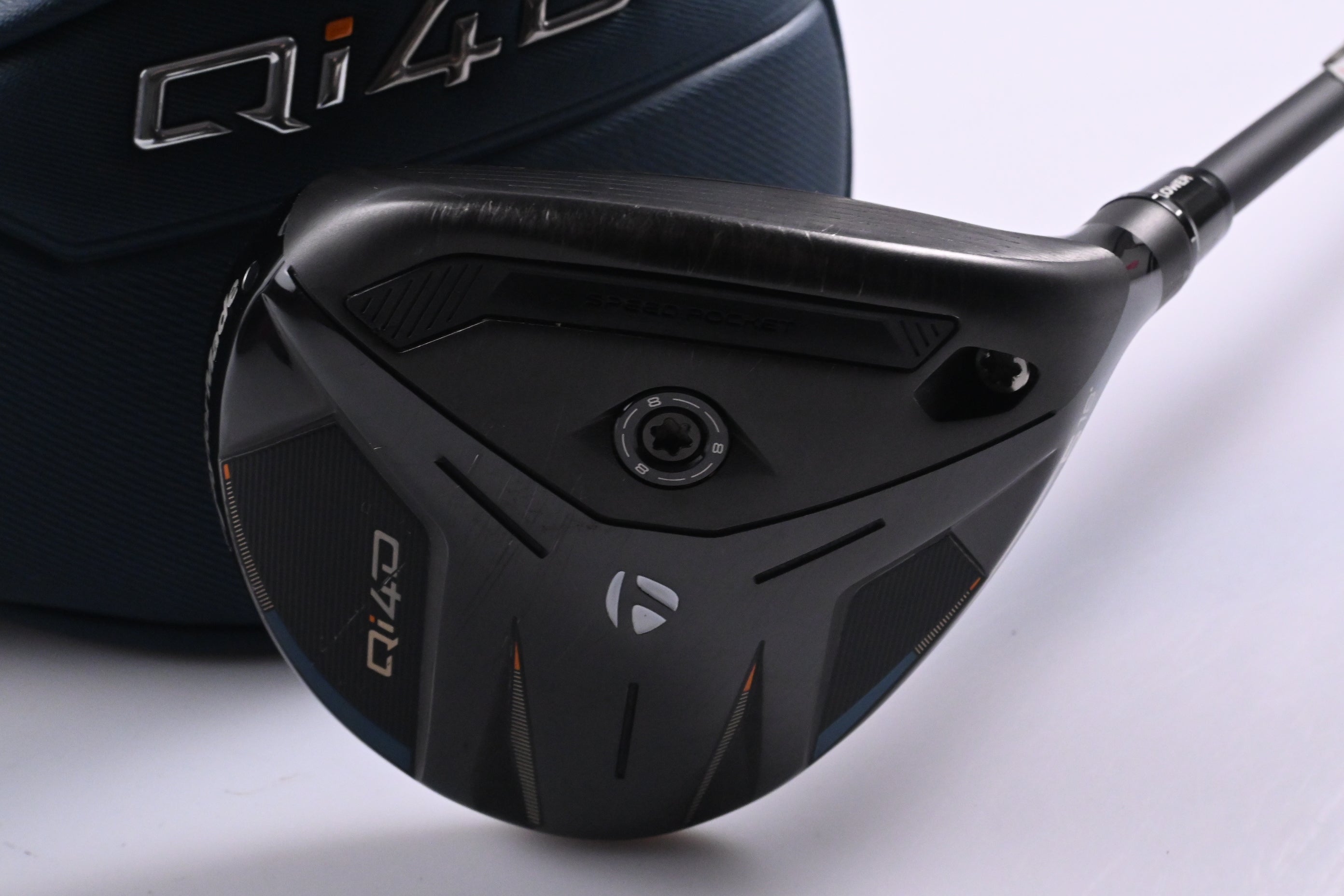Taylormade Qi4D #5 Wood / 18 Degree / Regular Flex REAX 55 Shaft