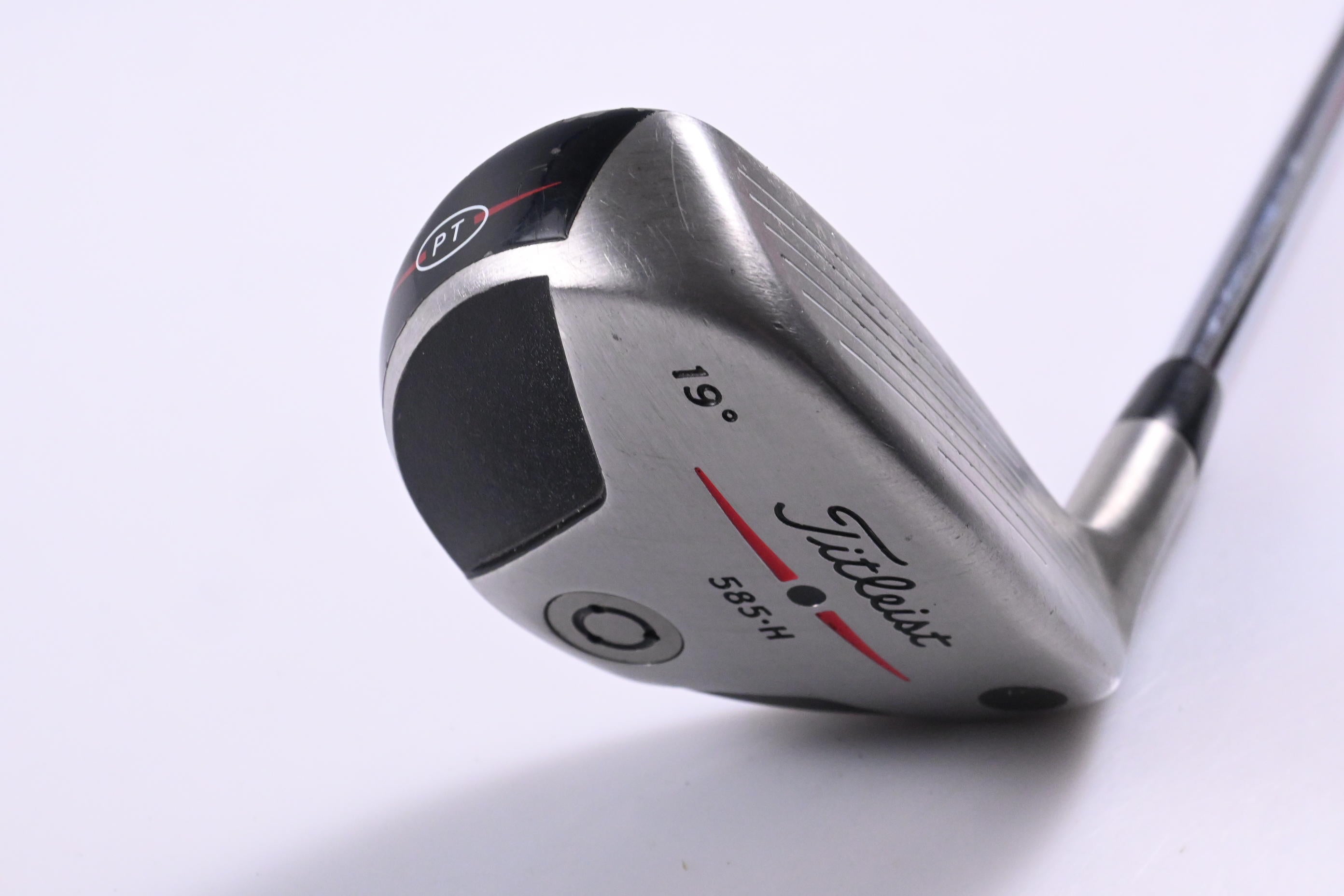 Titleist 585.H #3 Hybrid / 19 Degree / Regular Flex Dynamic Gold R300 Shaft