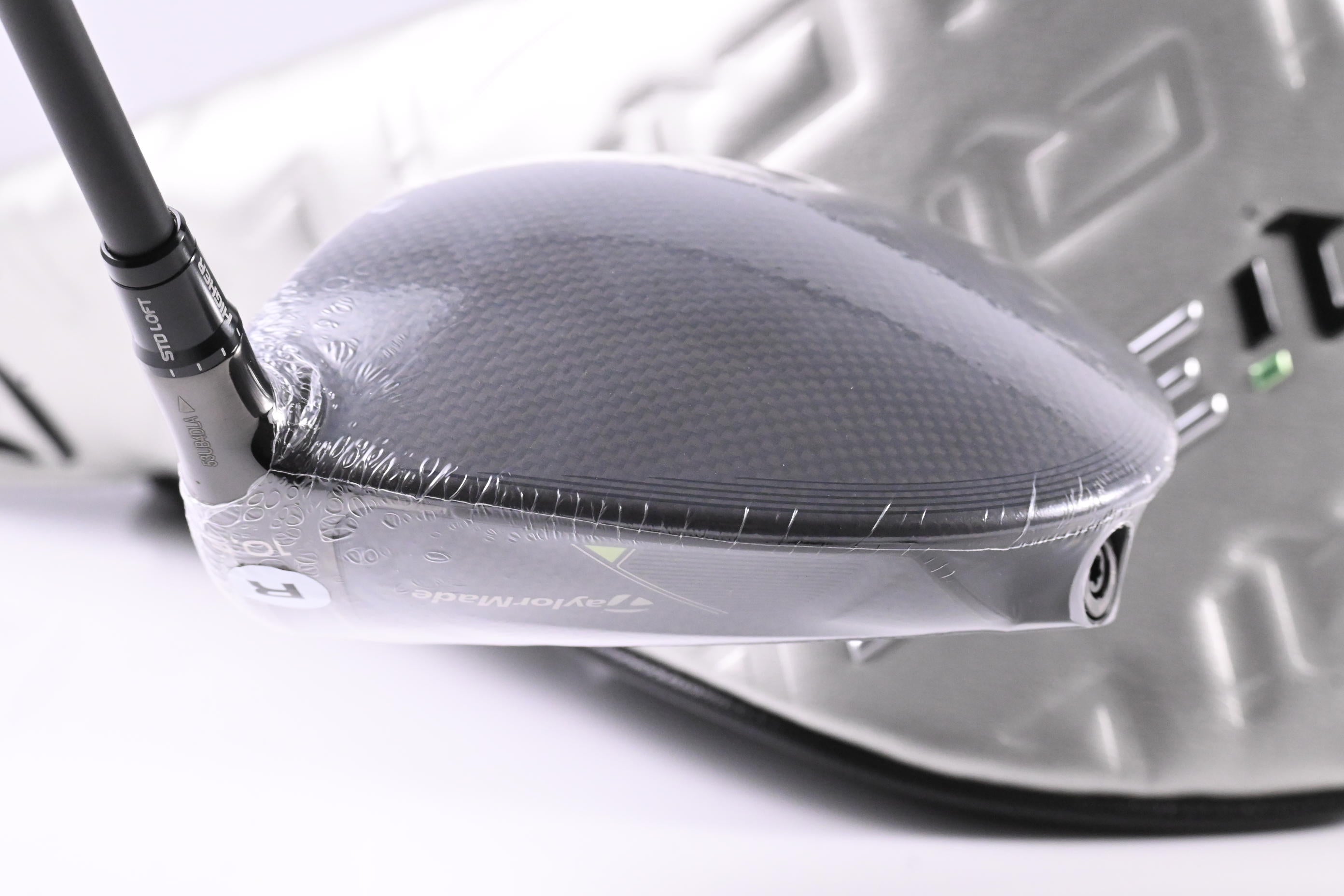 Taylormade Qi35 Driver / 10.5 Degree / Regular Flex Fujikura Ventus Blue '25 5