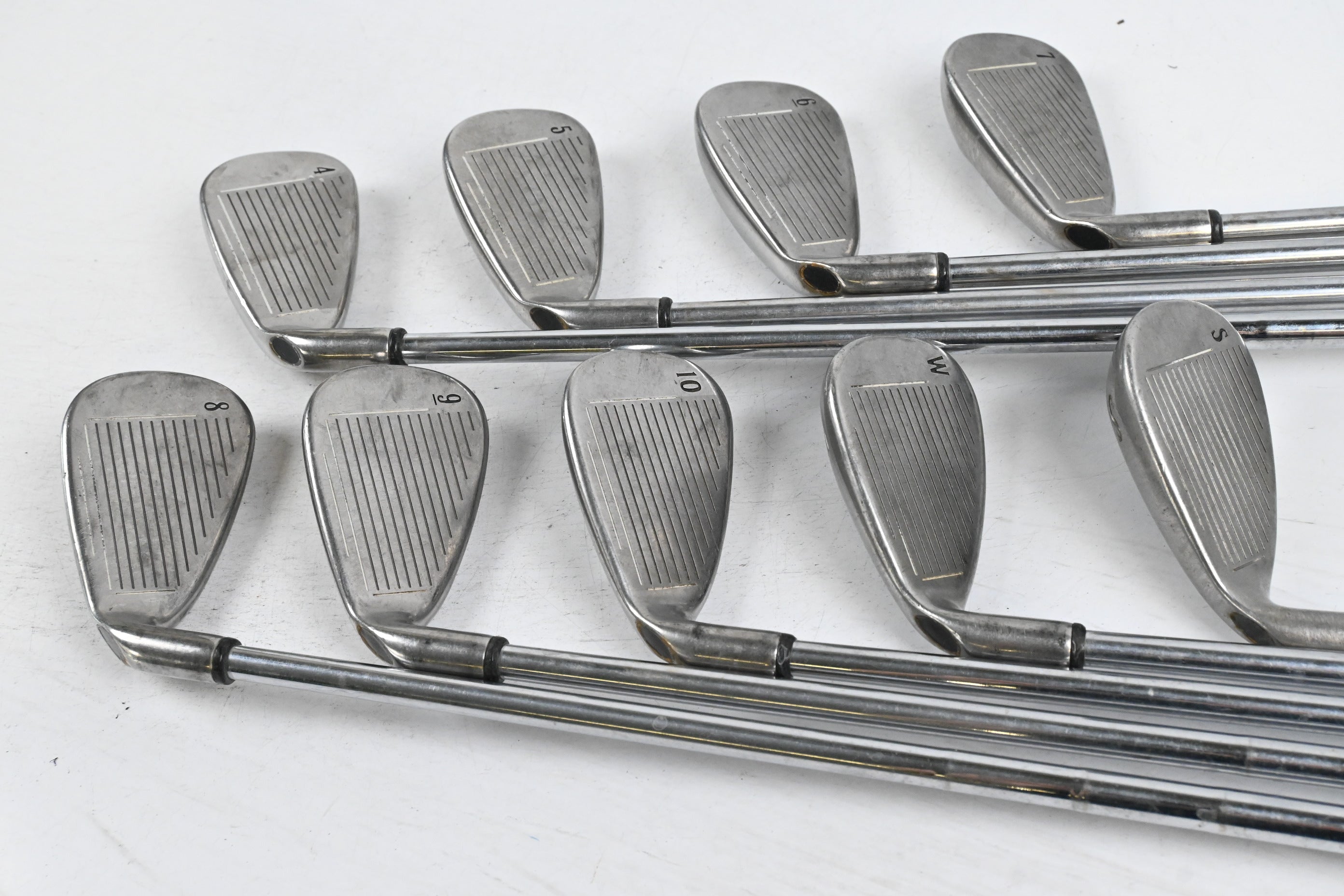 Callaway Big Bertha 2002 Irons / 4-PW+GW+SW / Regular Flex Steel Shafts