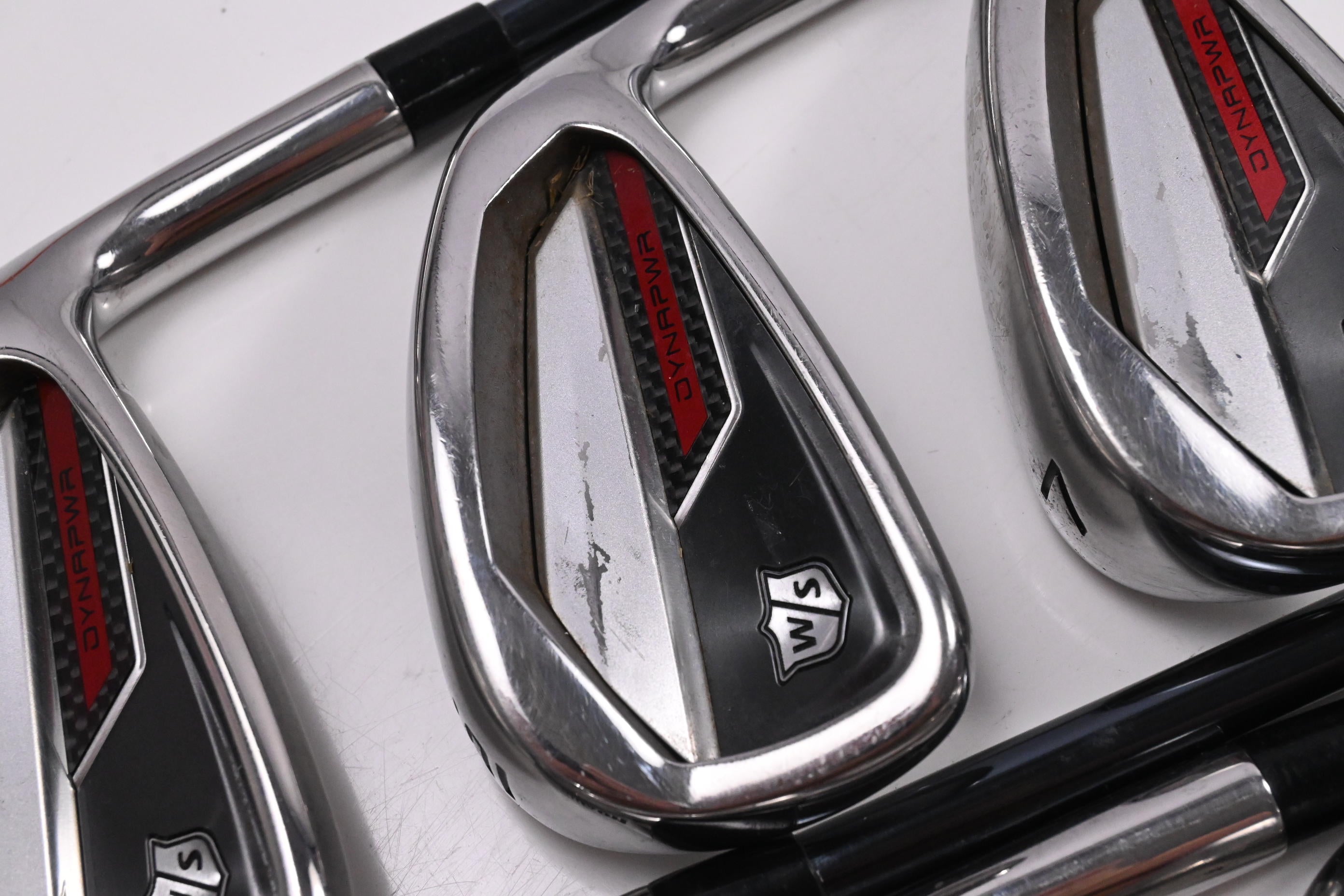 Wilson Dynapwr 2023 Irons / 5-PW+GW / Regular Flex UST Mamiya Recoil Dart 65