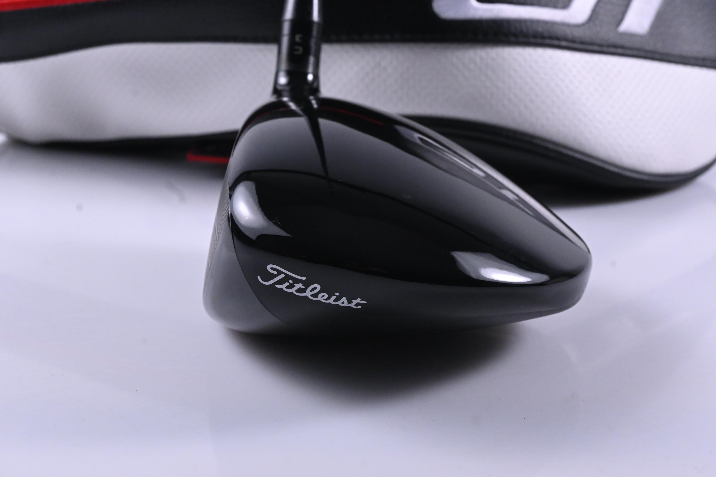 Left Hand Titleist GT3 Driver / 9 Degree / Stiff Flex Tensei AV Raw White 75