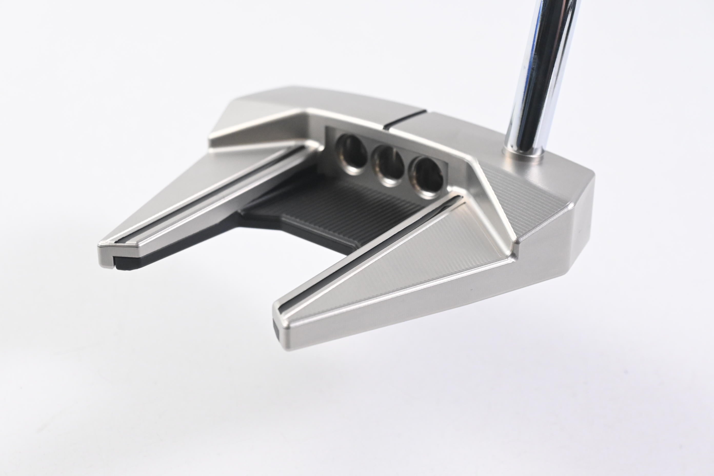 Left Hand Scotty Cameron 2026 Phantom 7 Putter / 34 Inch