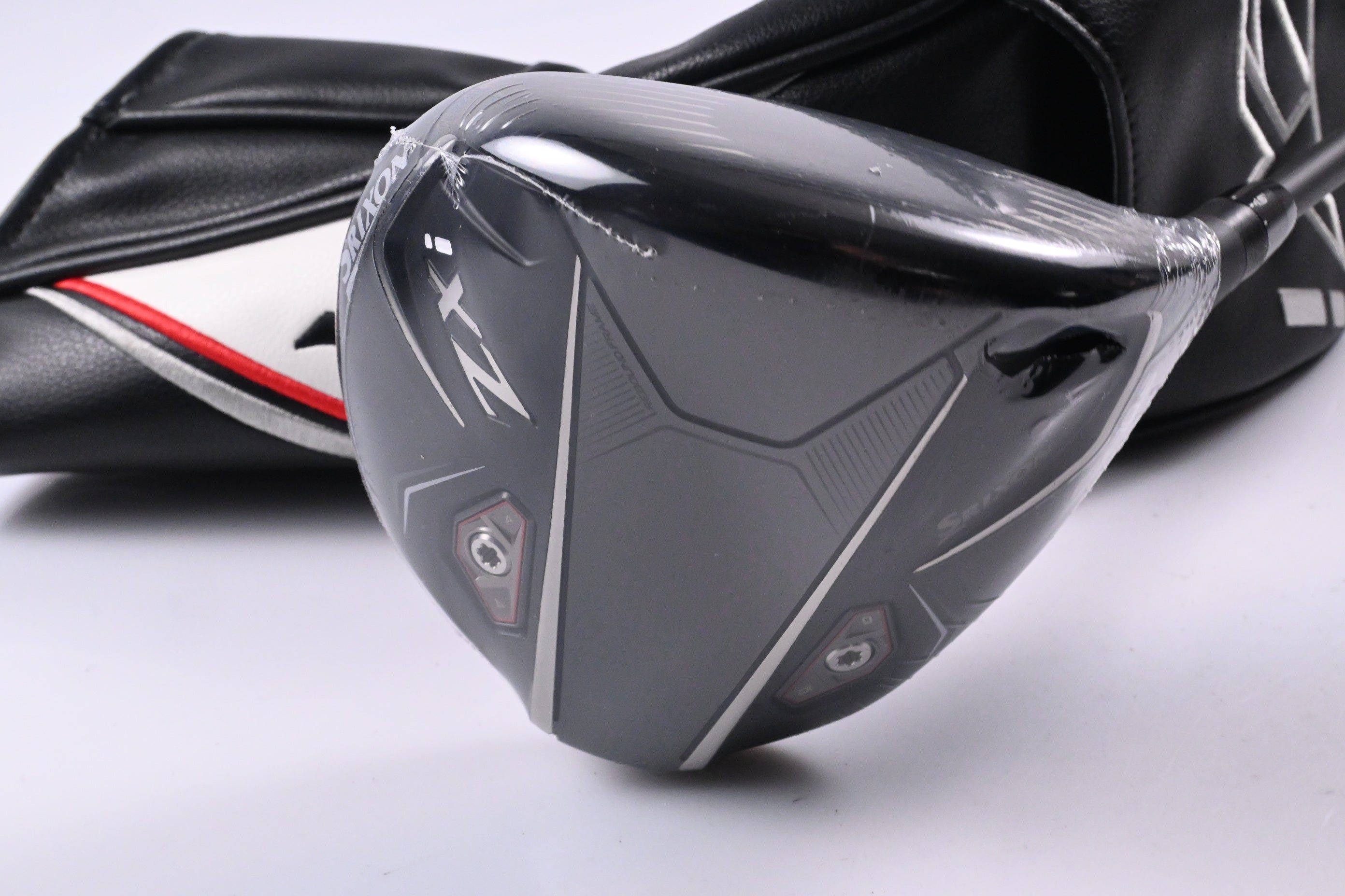 Srixon ZXi Driver / 10.5 Degree / Stiff Flex HZRDUS Gen5 Black 60 Shaft