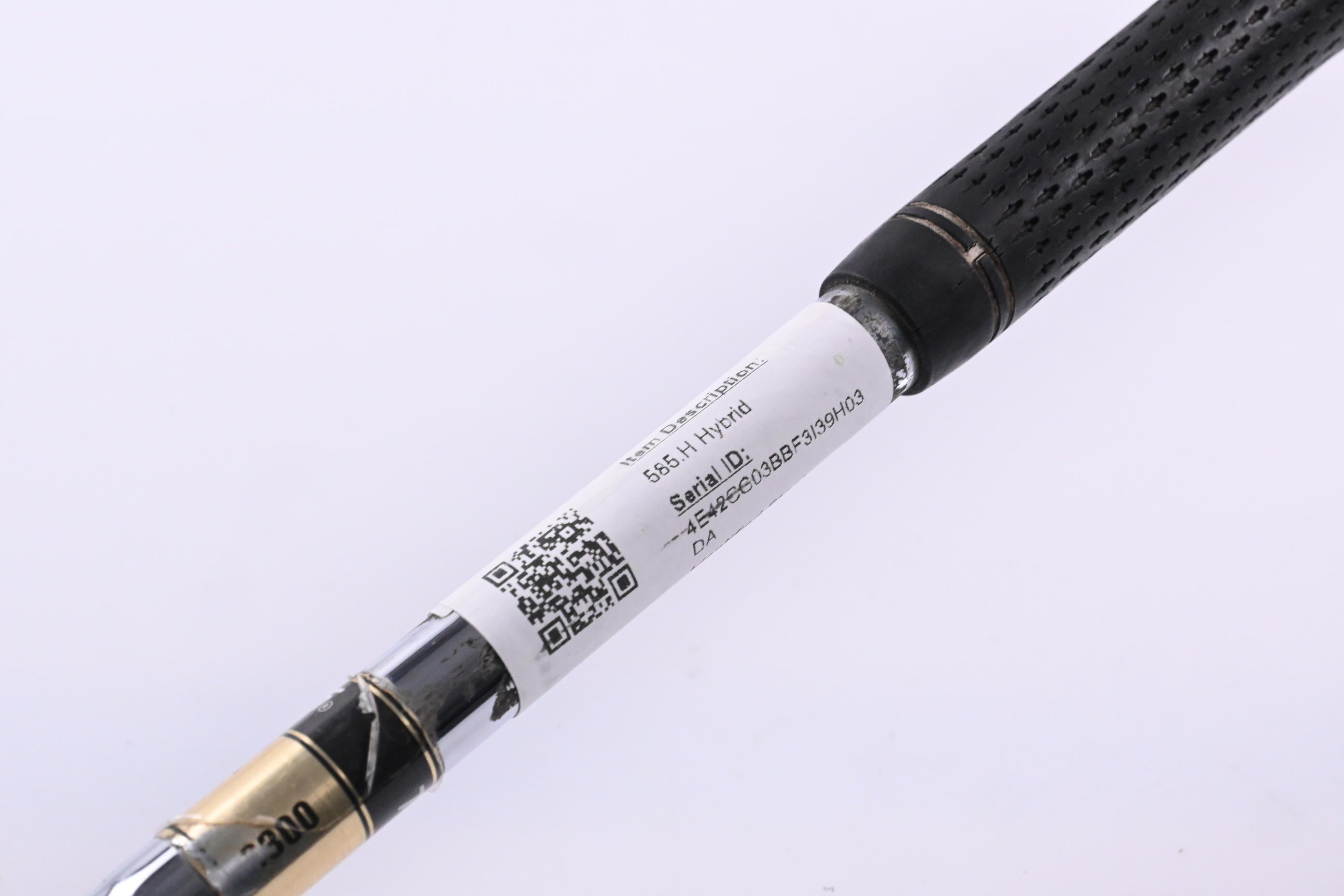 Titleist 585.H #3 Hybrid / 19 Degree / Regular Flex Dynamic Gold R300 Shaft